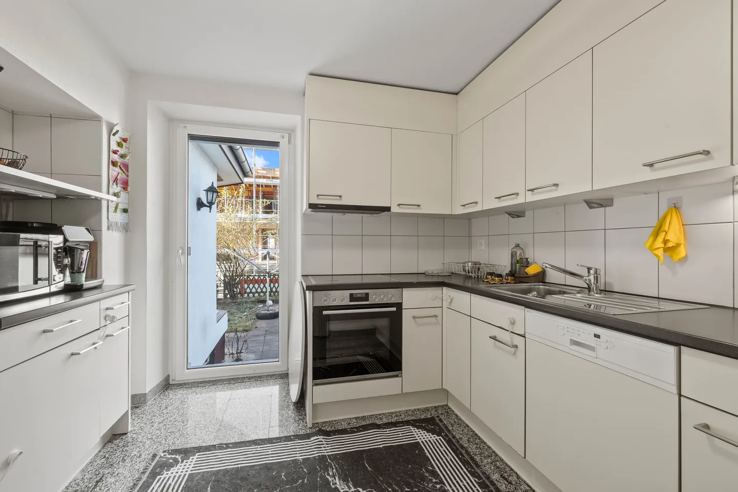 MFH avec 3 unités à Frenkendorf - central et entièrement loué - Photo 7 sur 13