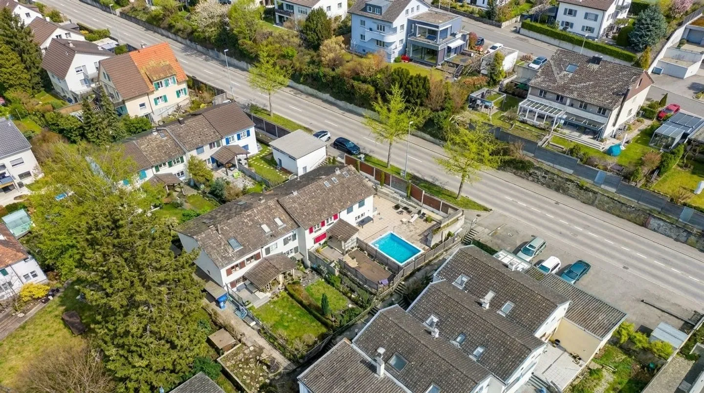 Moderne, rénovée et avec piscine - Photo 13 sur 13