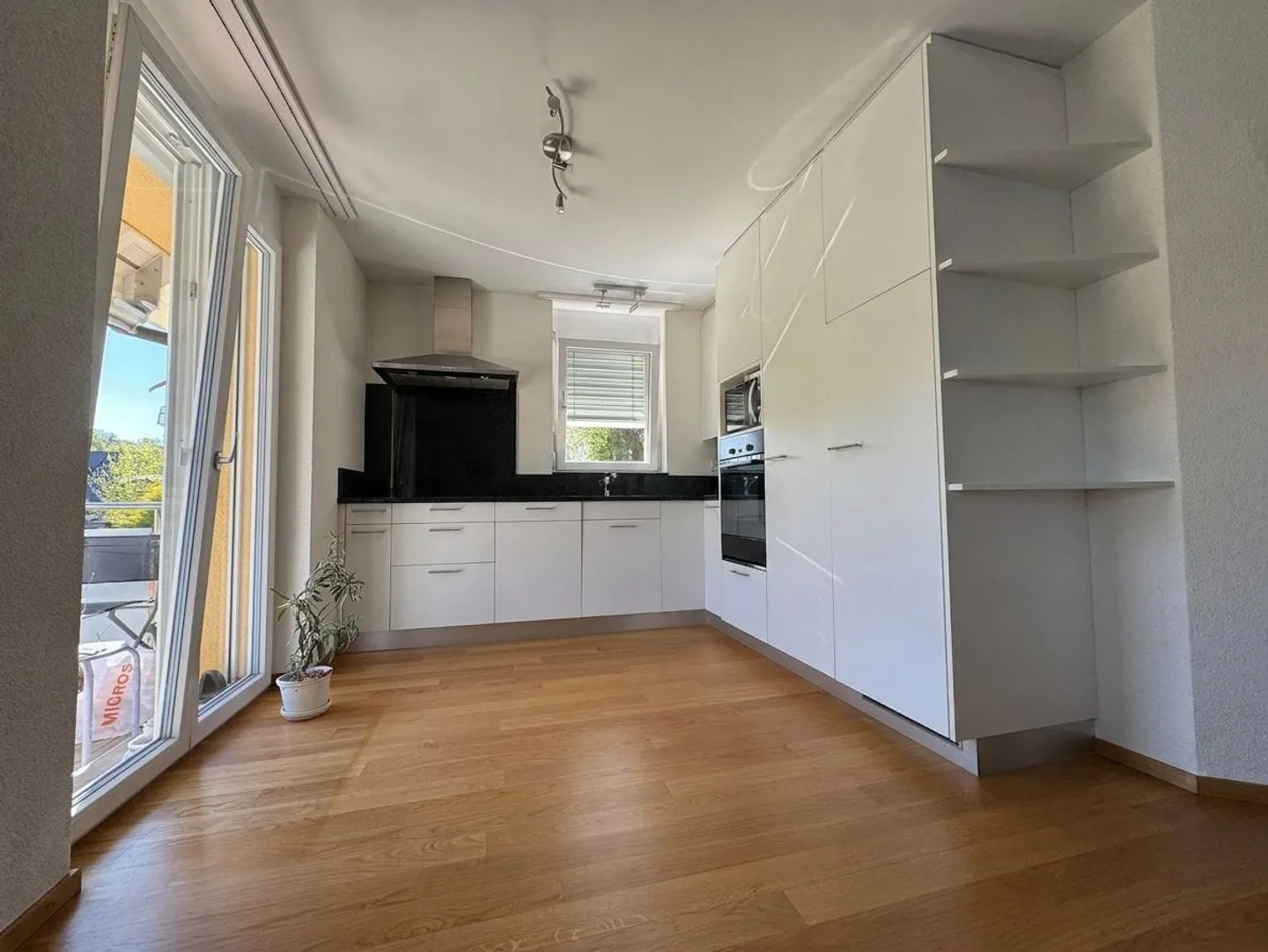 Sonnige Wohnung mit Aussicht - Foto 5 von 8