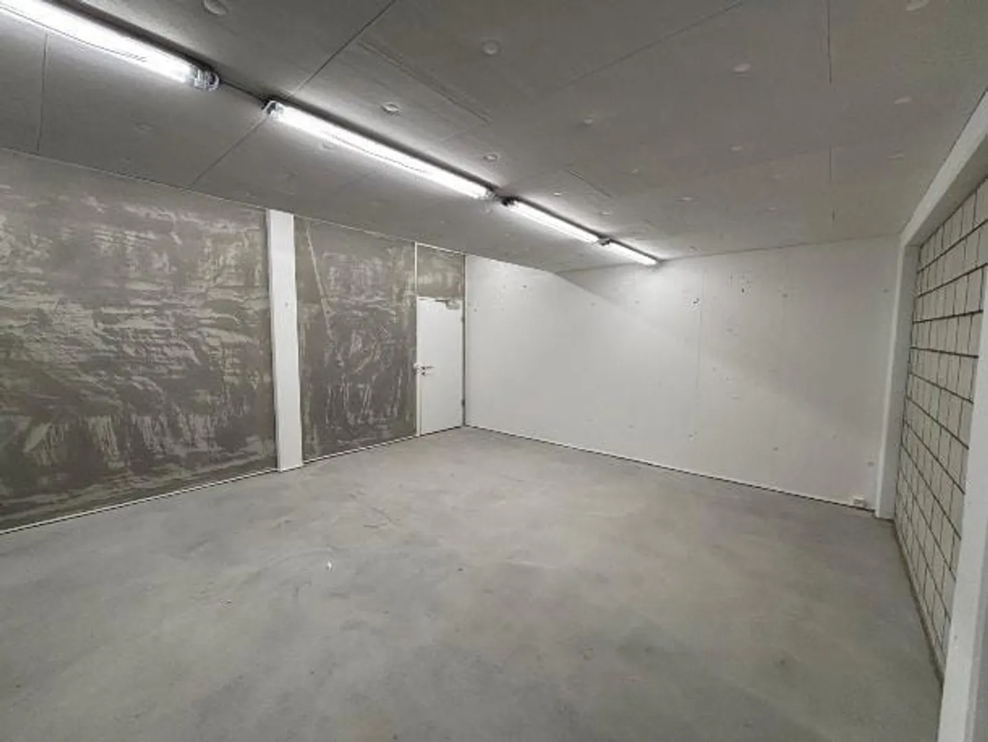Locale deposito/hobby di 52 m², nuovo e centrale, in affitto a Seengen - Foto 4 di 10