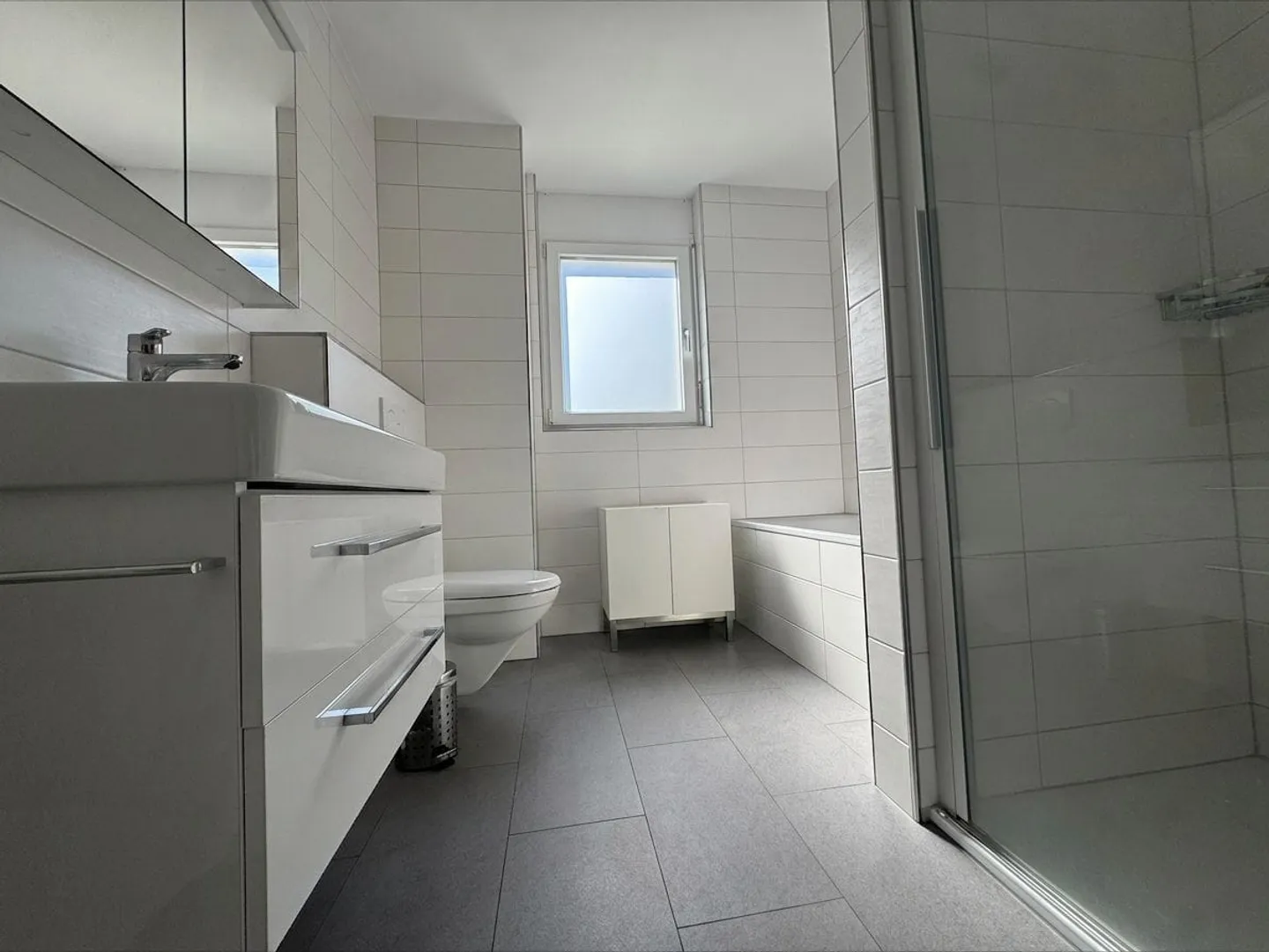 Sonnige Wohnung mit Aussicht - Foto 6 von 8