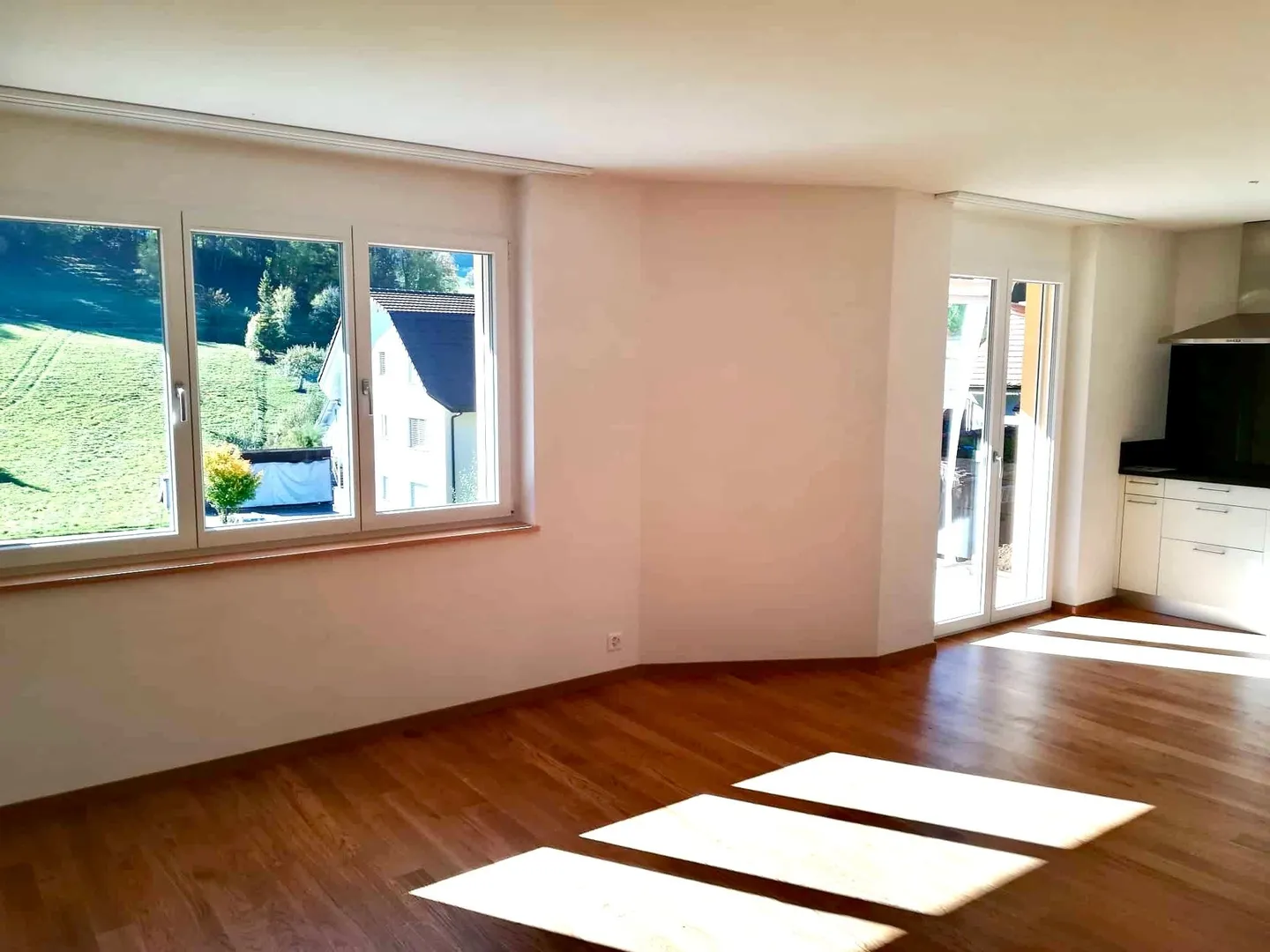 Sonnige Wohnung mit Aussicht - Foto 3 von 7