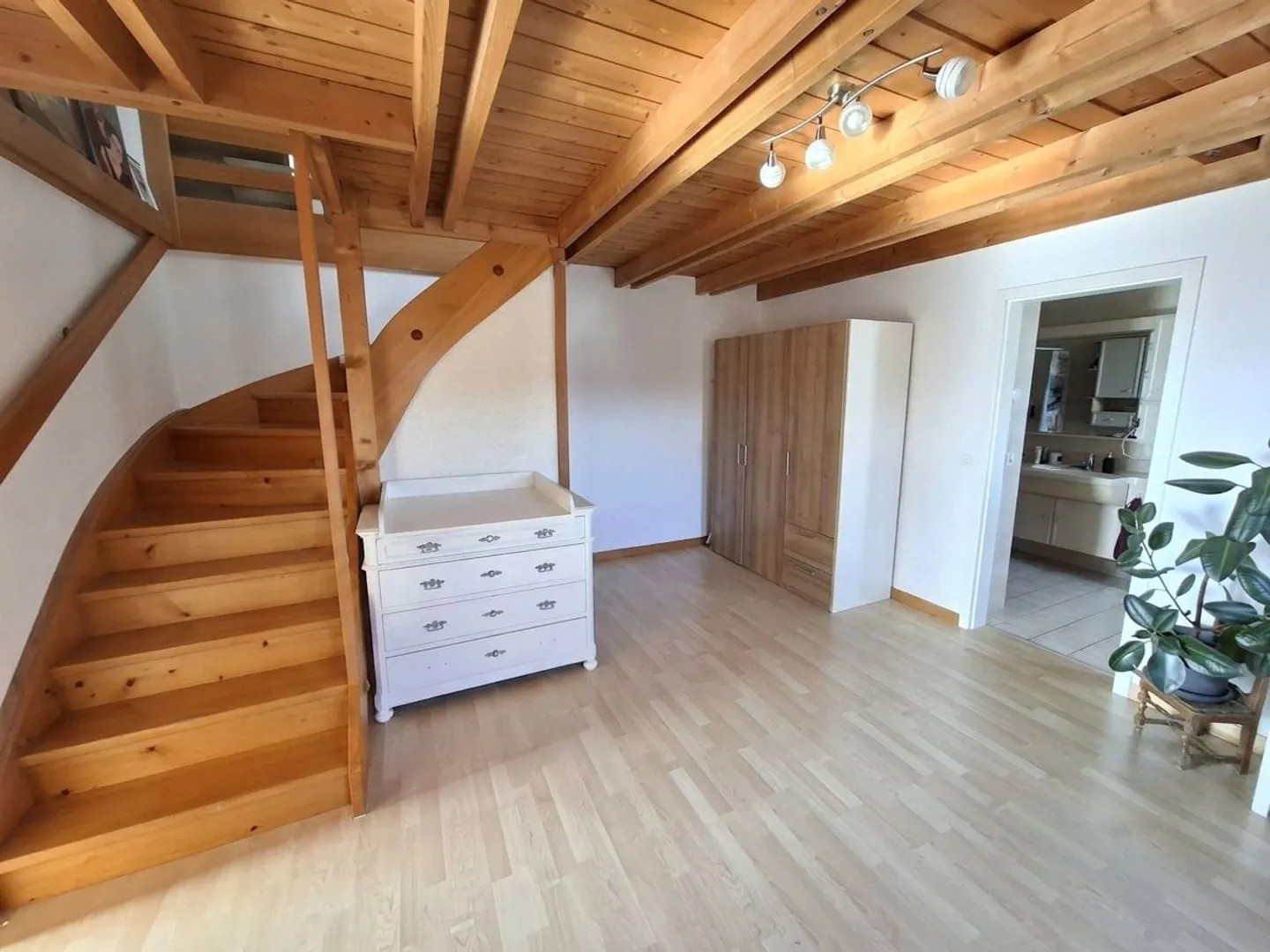 Helle Maisonette mit Weitsicht - Foto 9 von 13