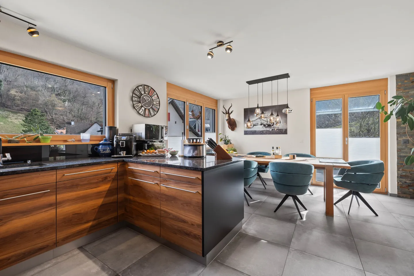 4.5-room semi-detached house with a view in Eptingen for sale - Photo 5 of 13