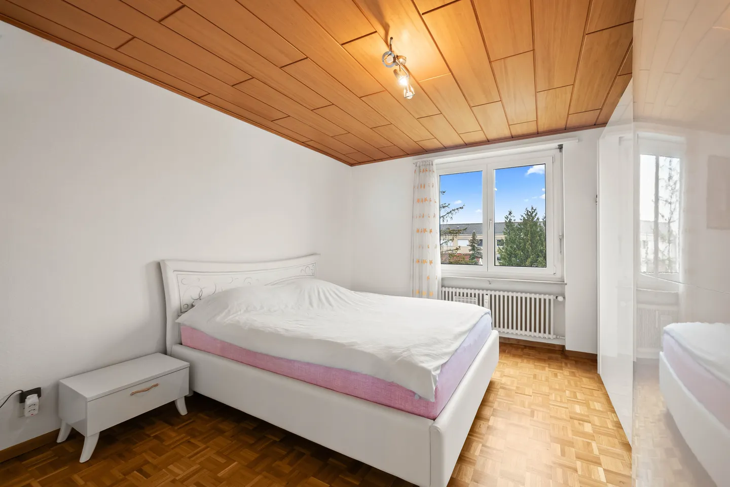 Helle 3.5-Zimmer-Wohnung mit Balkon - Foto 3 von 13