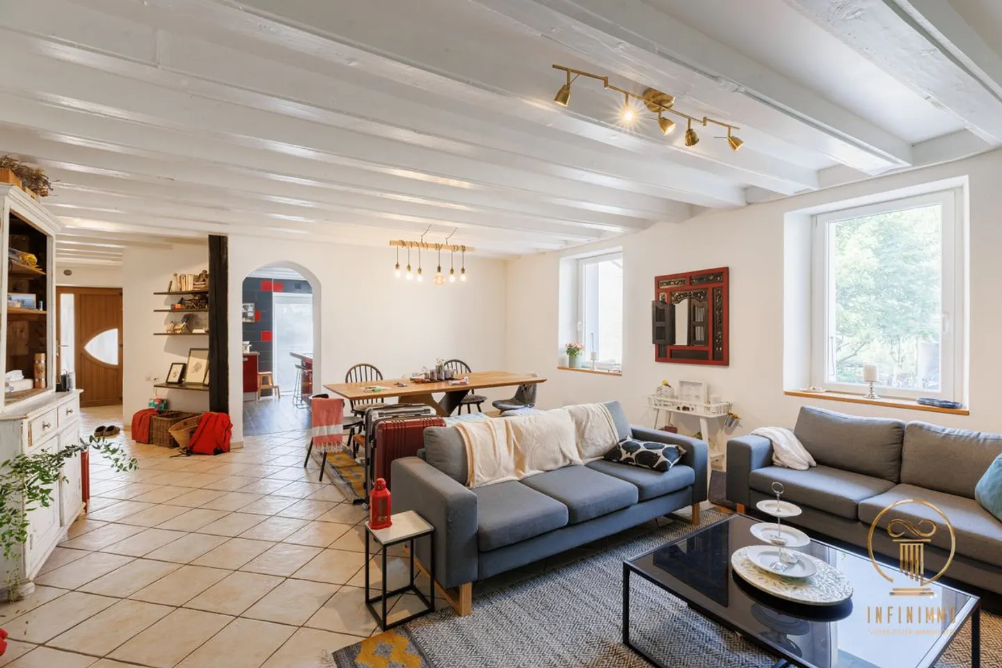 RARE OBJECT, Beautiful village house in the heart of Burtigny with 7.5 rooms - Photo 2 of 13