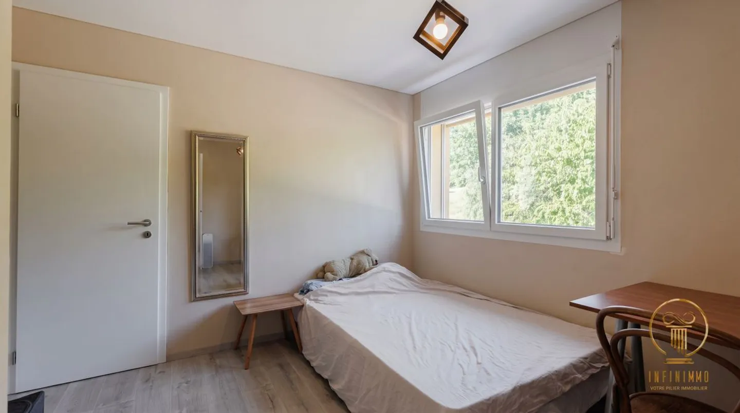 CARROUGE (VD), SELTENES OBJEKT! Einfamilienhaus mit 5,5 Zimmern und Blick auf den Moléson. - Foto 11 von 13