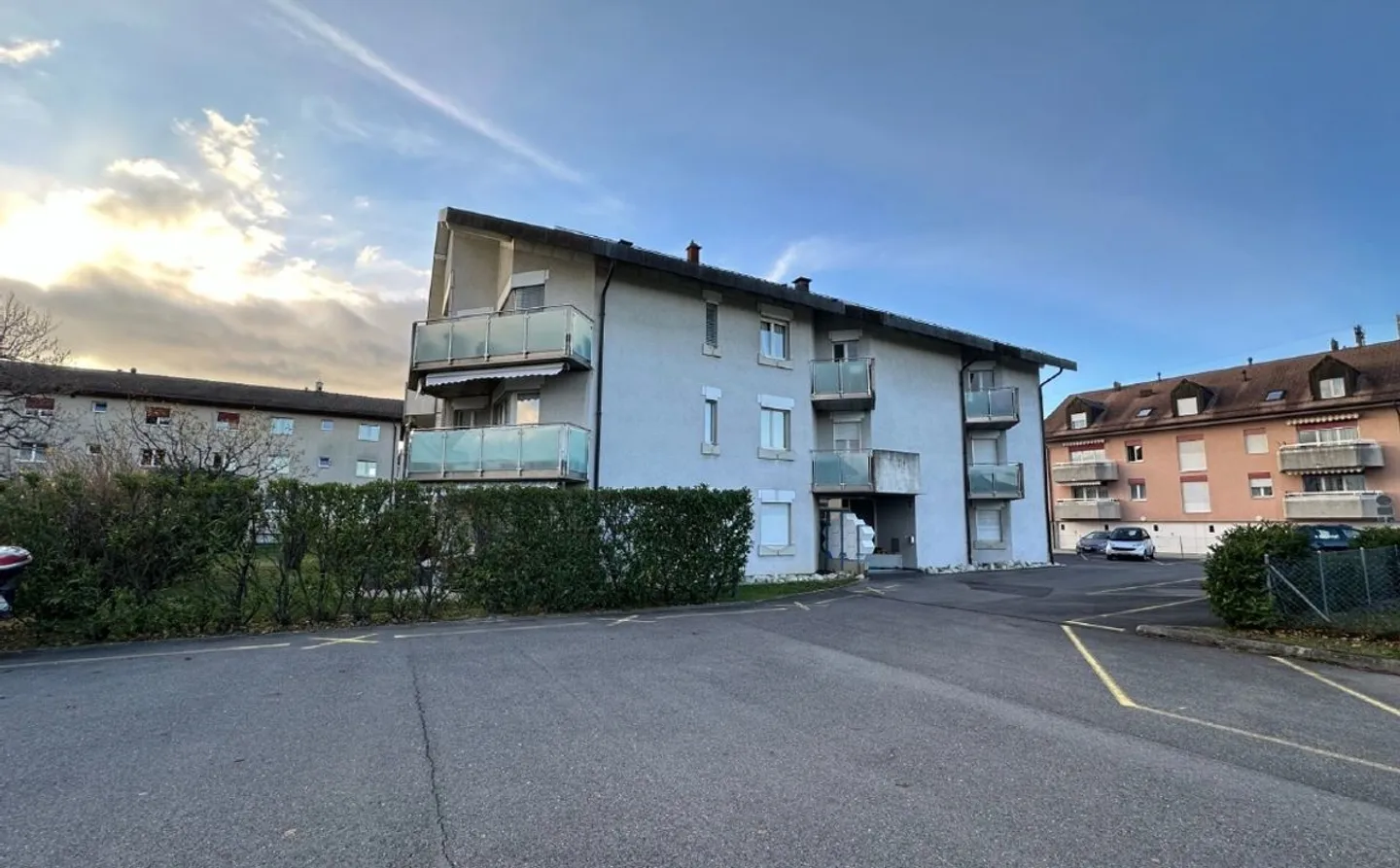 SAINT-PREX - Renoviertes Studio mit zwei Balkonen - Foto 1 von 7