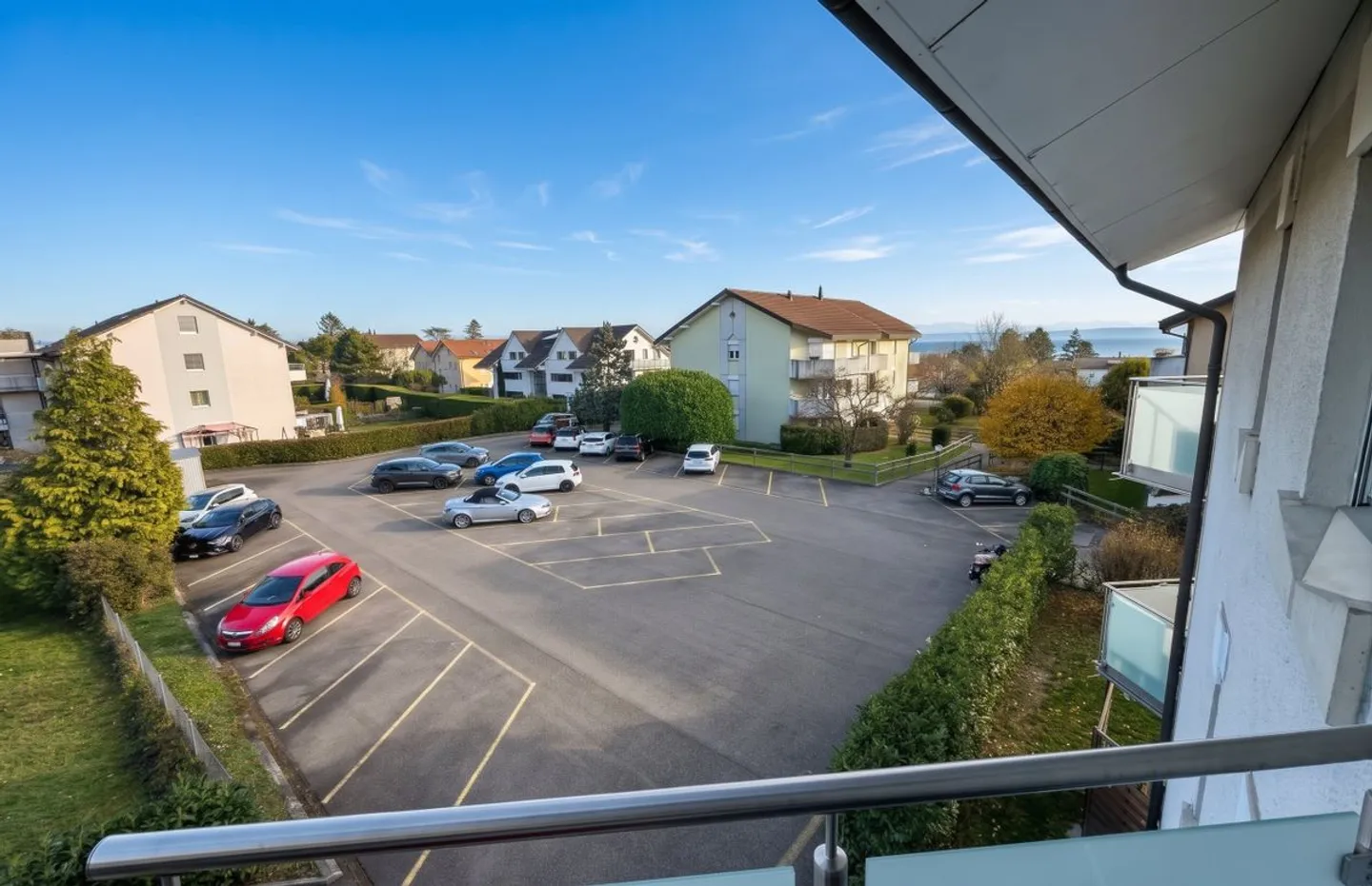 SAINT-PREX - Renovierte 2-Zimmer-Wohnung mit zwei Balkonen - Foto 7 von 7