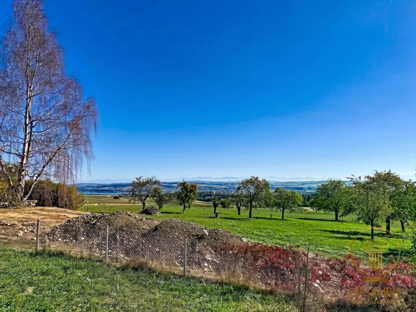 ORGES - Ertragsgebäude mit 6 Wohnungen, Gartenfläche und Parkplätzen - Foto 7 von 11