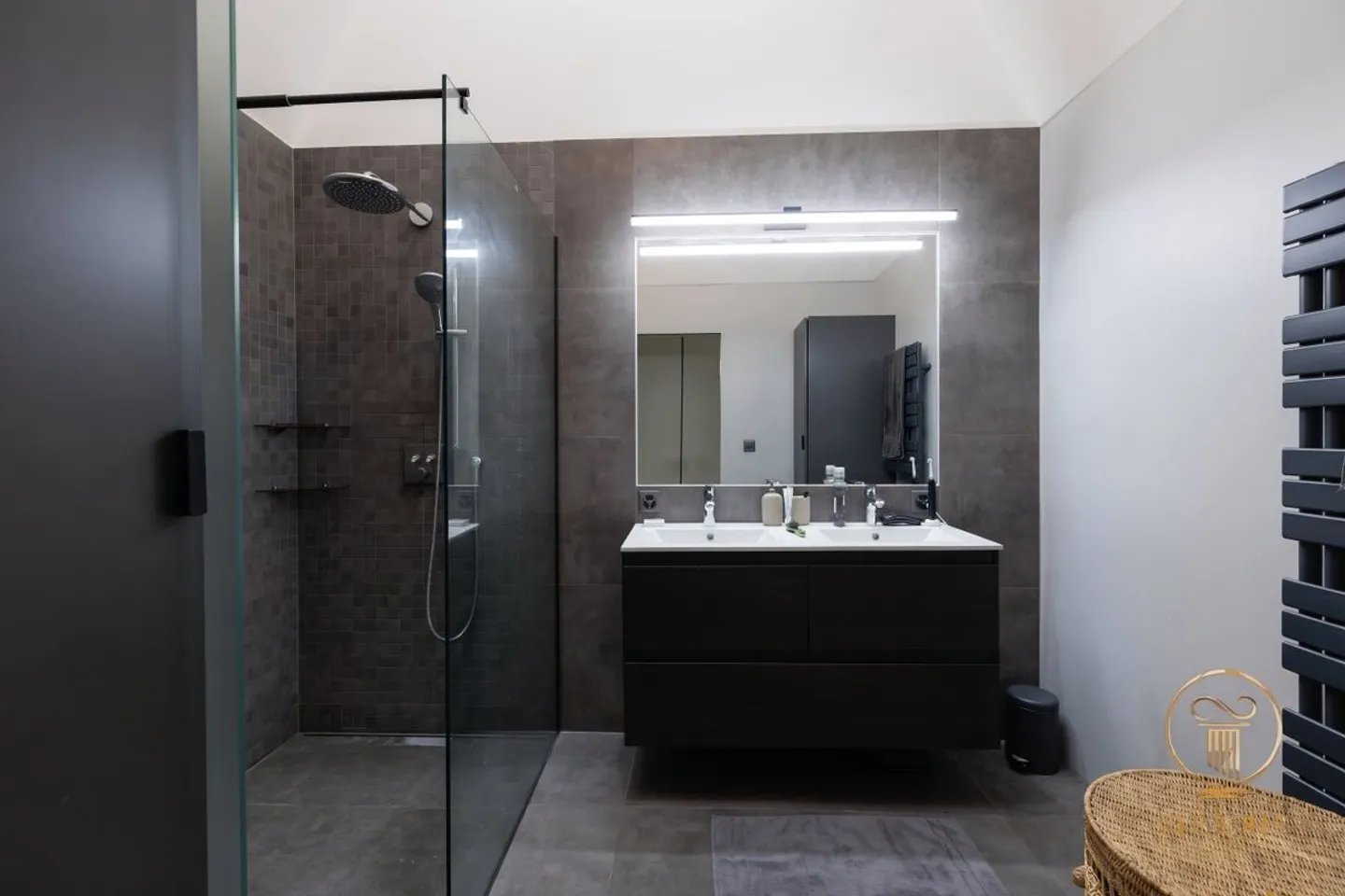 YENS - EXCLUSIVE - Magnificent new individual villa with swimming pool - Photo 10 of 12