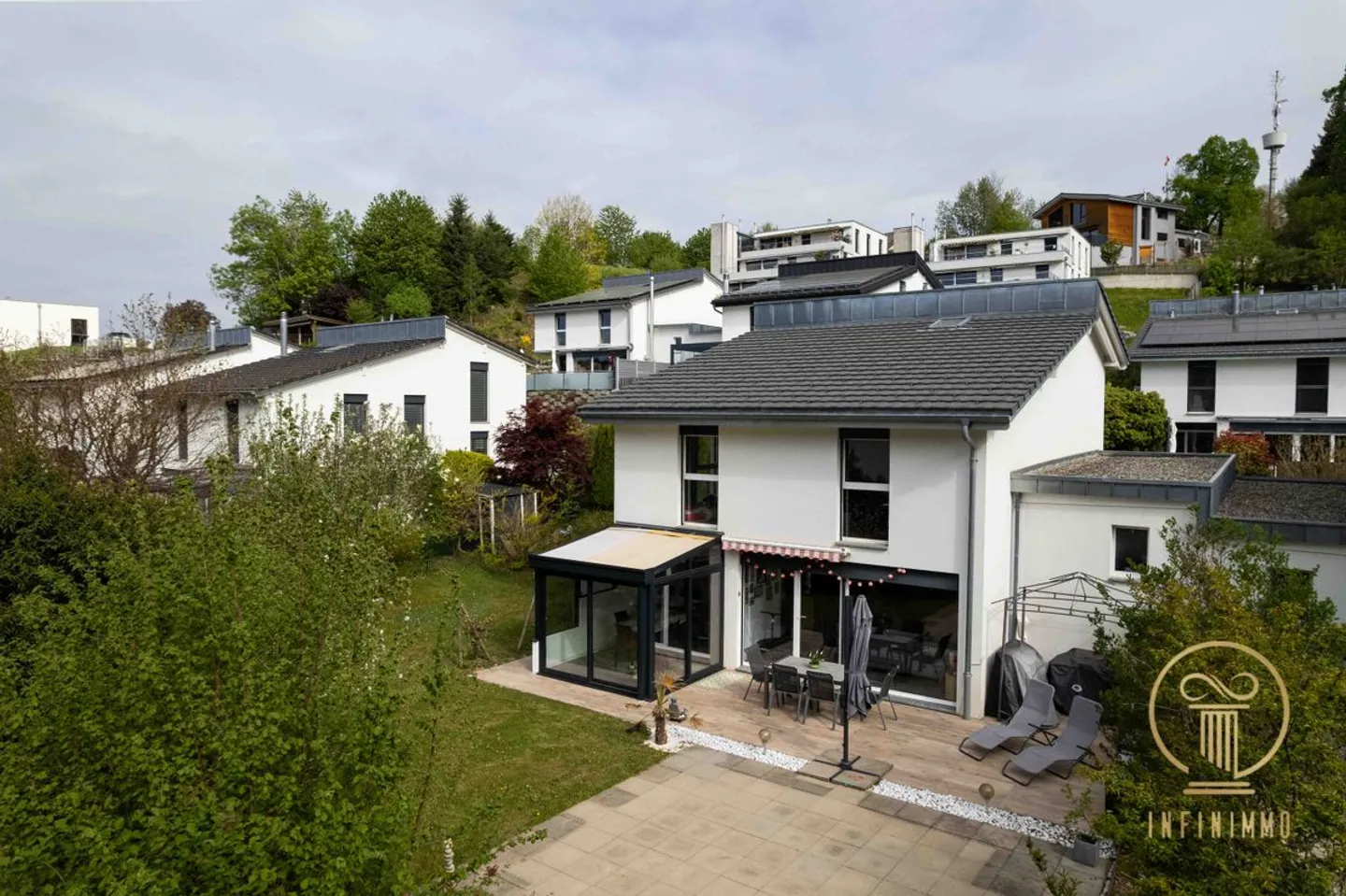 Exklusivität! CHATEL-ST-DENIS, seltenes Objekt. Wunderschöne Doppelhaushälfte mit Garage, 5,5 Zimmer. - Foto 12 von 13