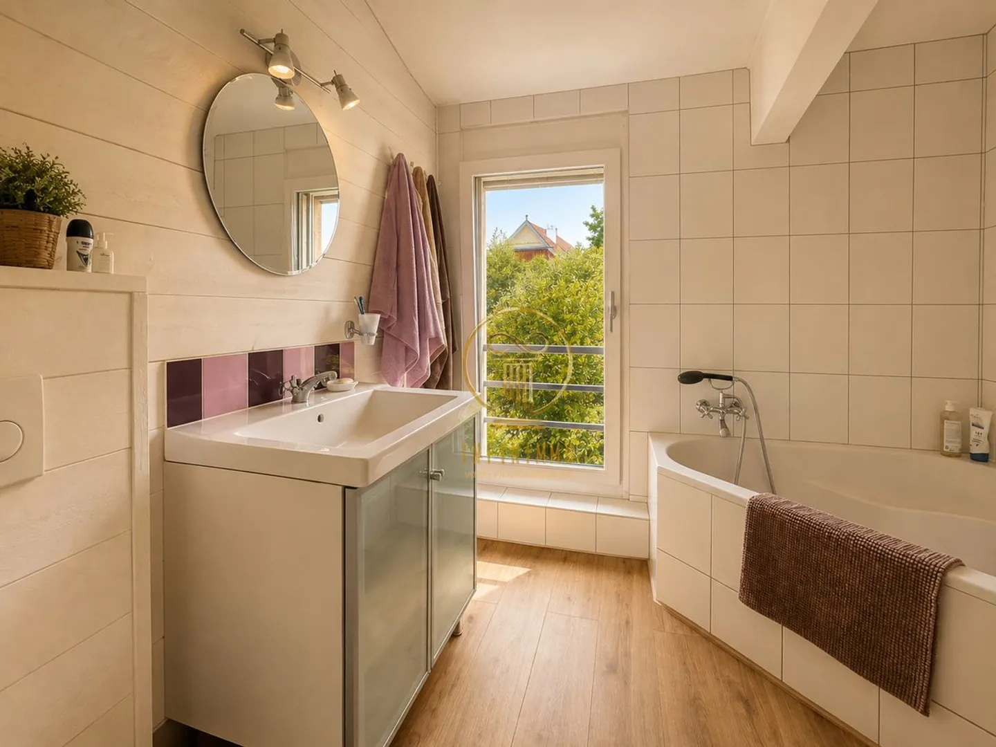 SAUBRAZ - Freistehendes Haus mit 7,5 Zimmern, Exklusiv! - Foto 6 von 11