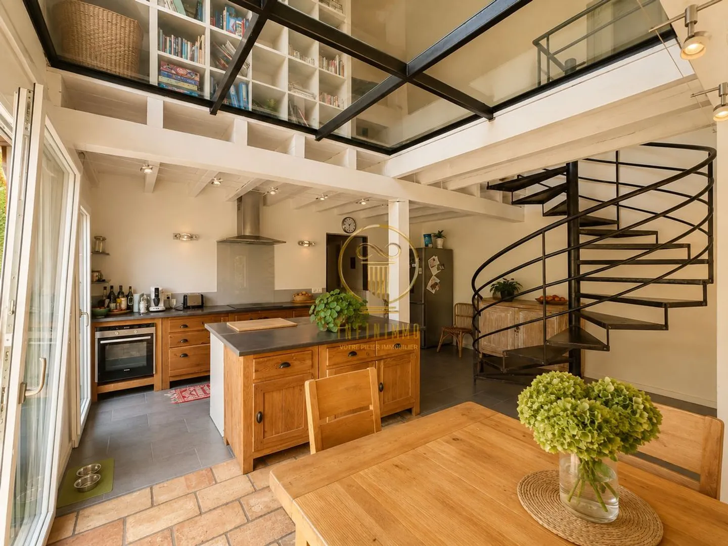 SAUBRAZ - Freistehendes Haus mit 7,5 Zimmern, Exklusiv! - Foto 3 von 11