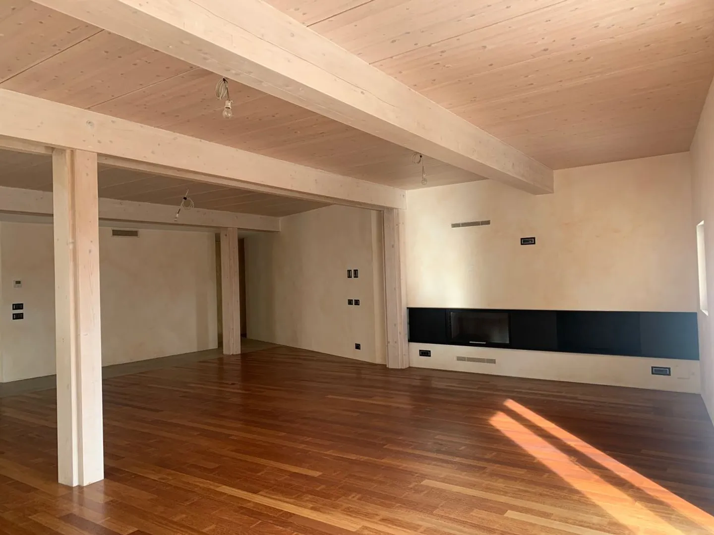 AUBONNE - 5,5 Zimmer Wohnung - Foto 4 von 13