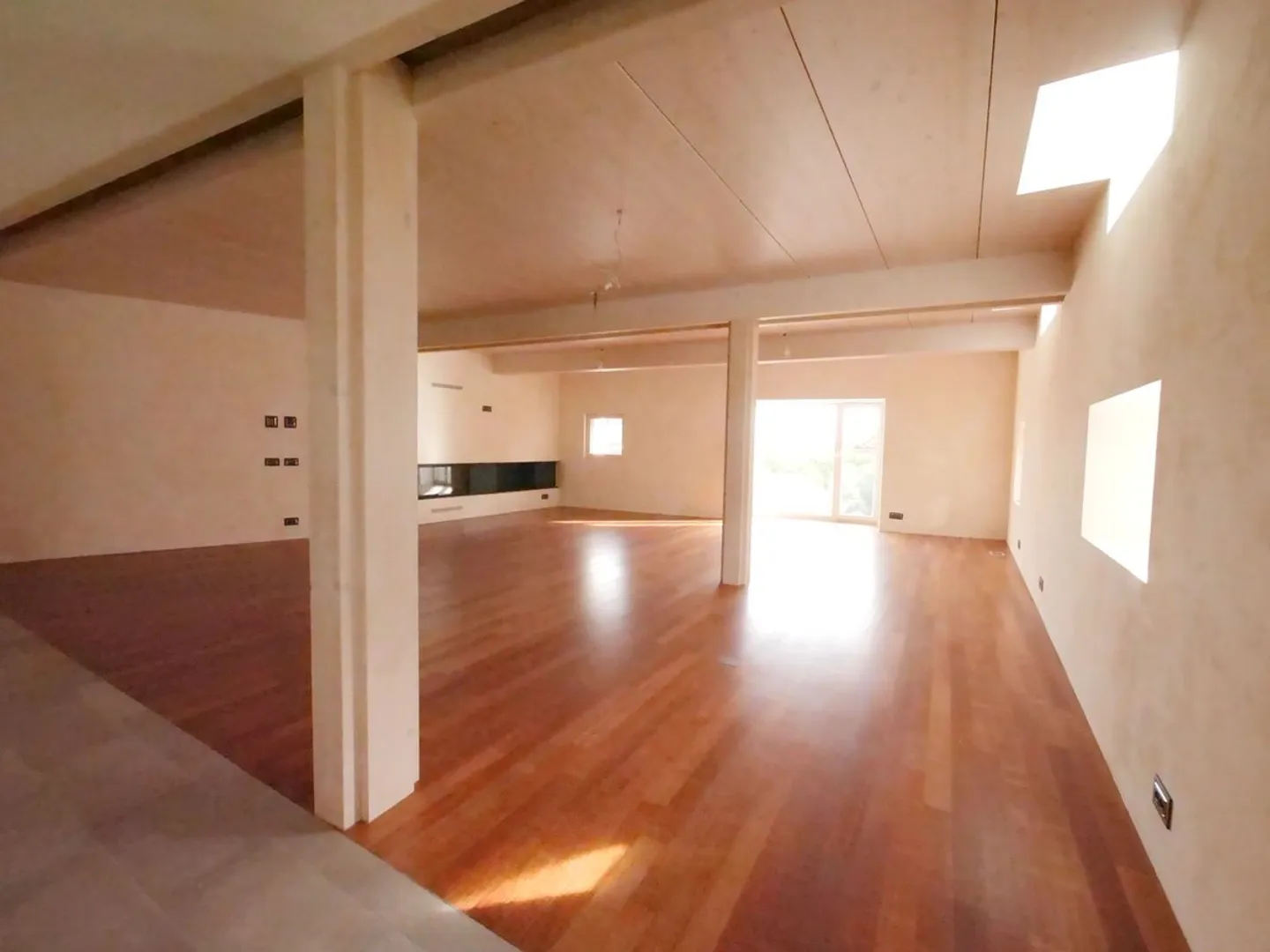 AUBONNE - 4.5 Room Apartment - Photo 4 of 11
