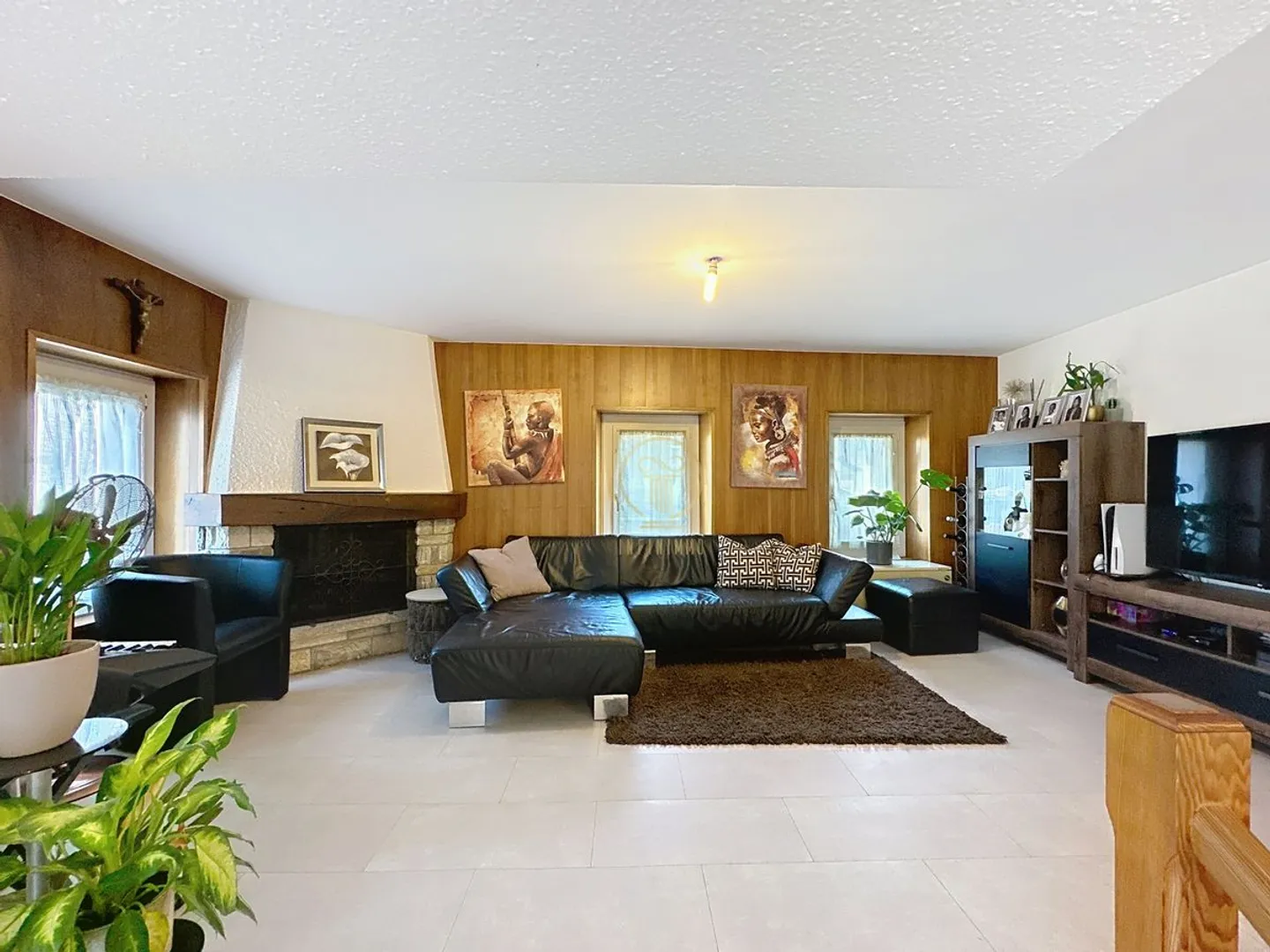 CONTHEY ZU ENTDECKEN, 5.5-Zimmer-Wohnung mit Charakter in einer kleinen STWEG! - Foto 6 von 12