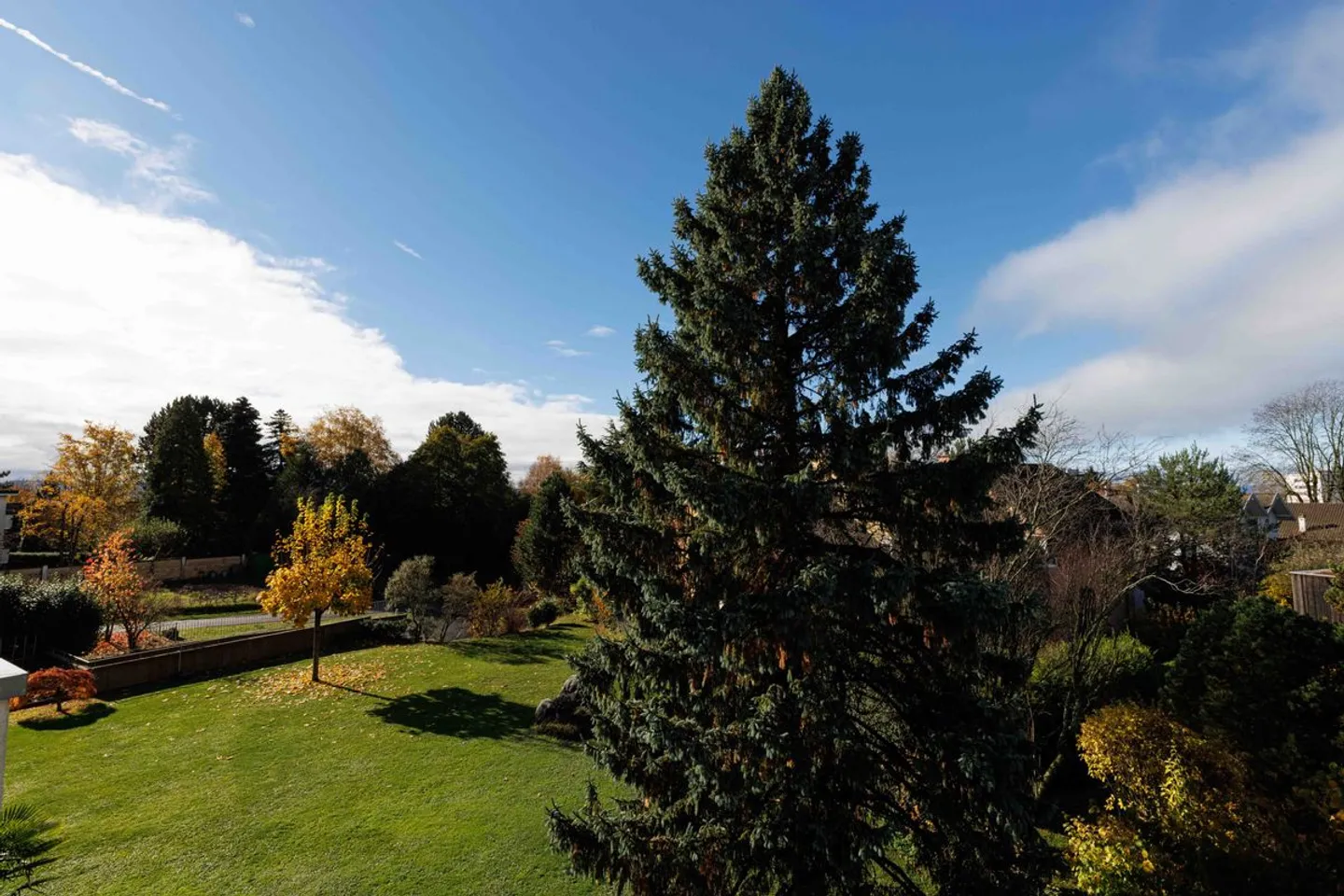 Appartement moderne à Lausanne - Photo 2 sur 13