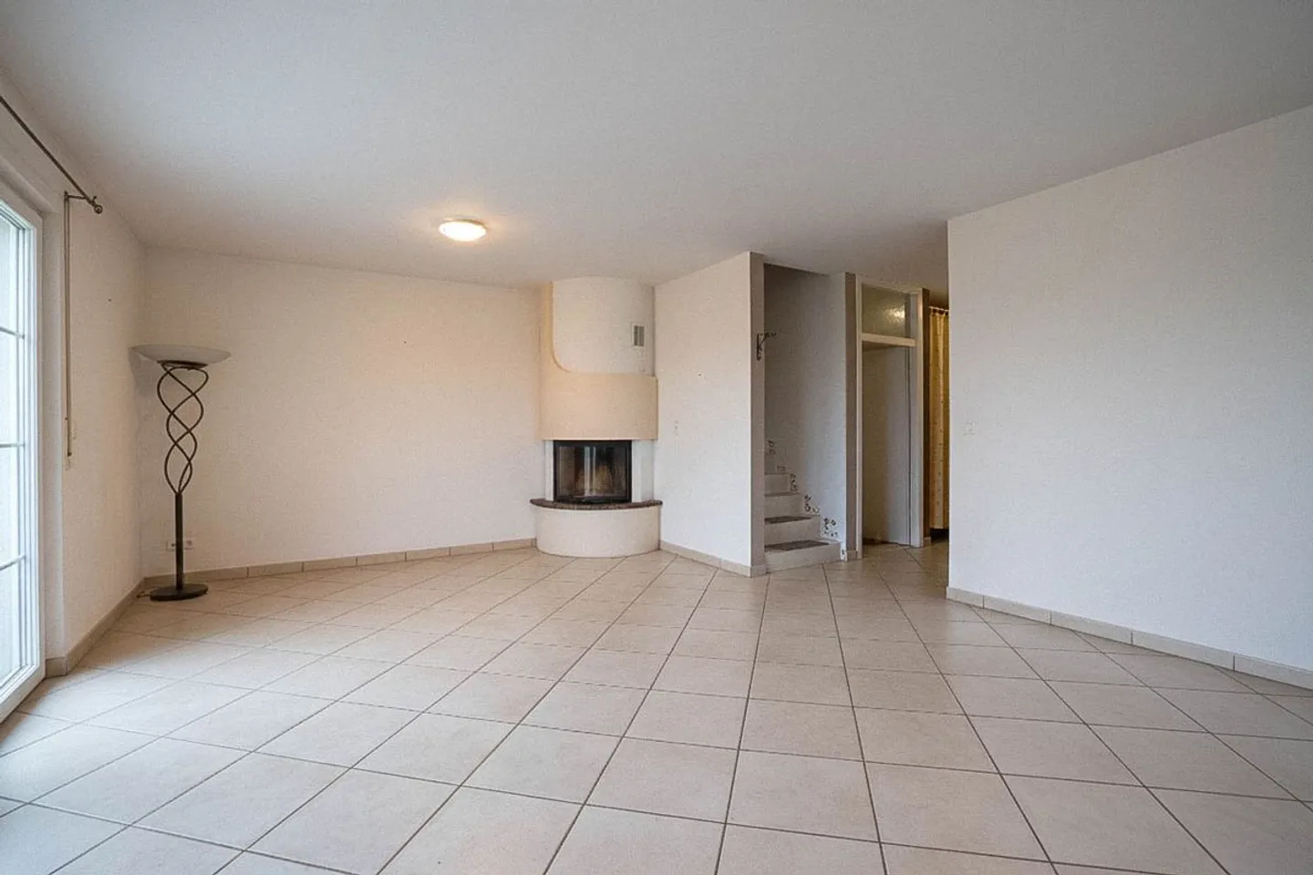 LAVIGNY - Beautiful house with lake view - Photo 3 of 13