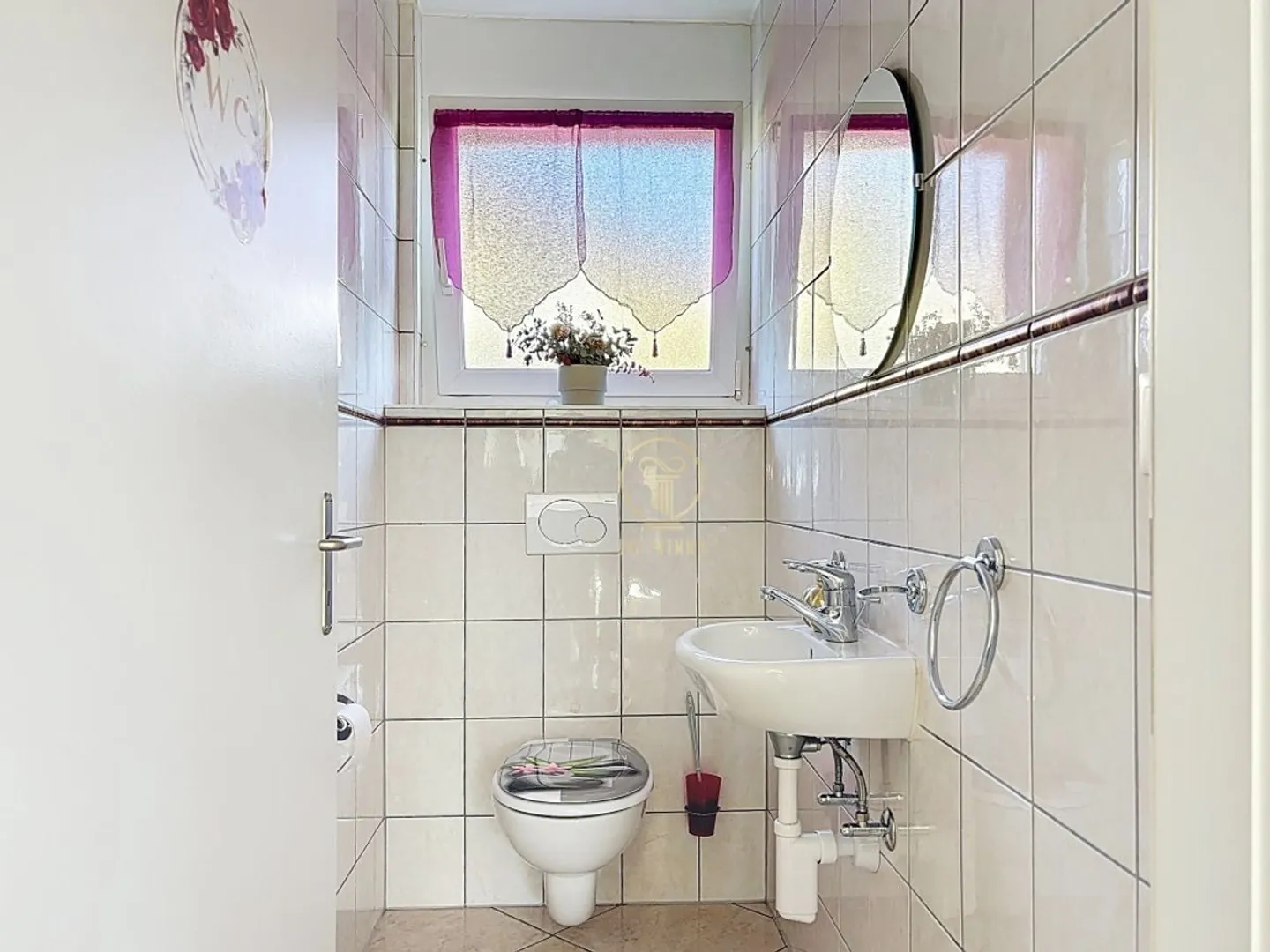 ESCLUSIVITÀ - A MONTHEY, casa indipendente 5.5 locali con bel giardino in zona residenziale - Foto 11 di 13