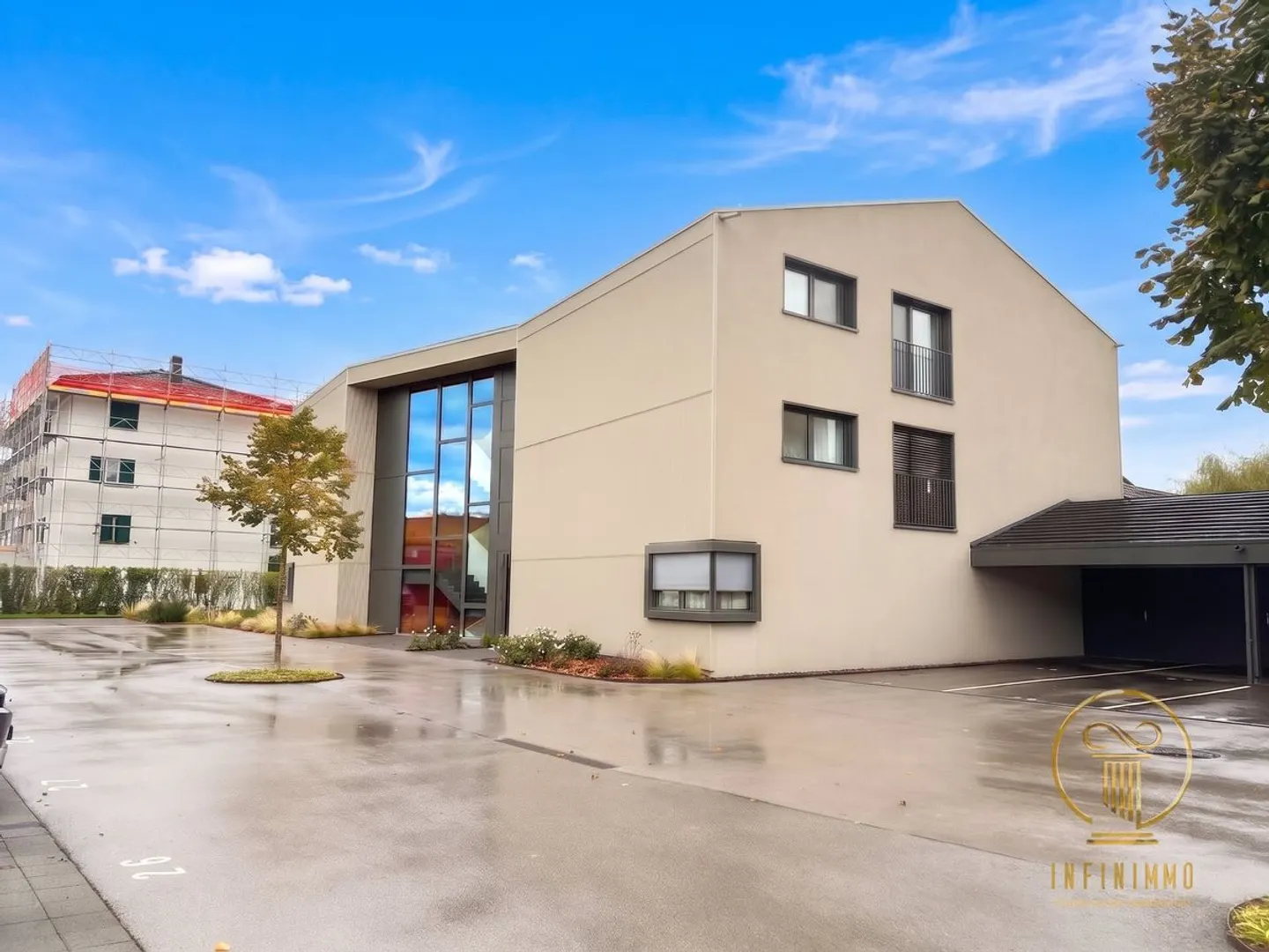 PERROY - Magnificent 3.5-room apartment with balcony terrace! - Photo 13 of 13
