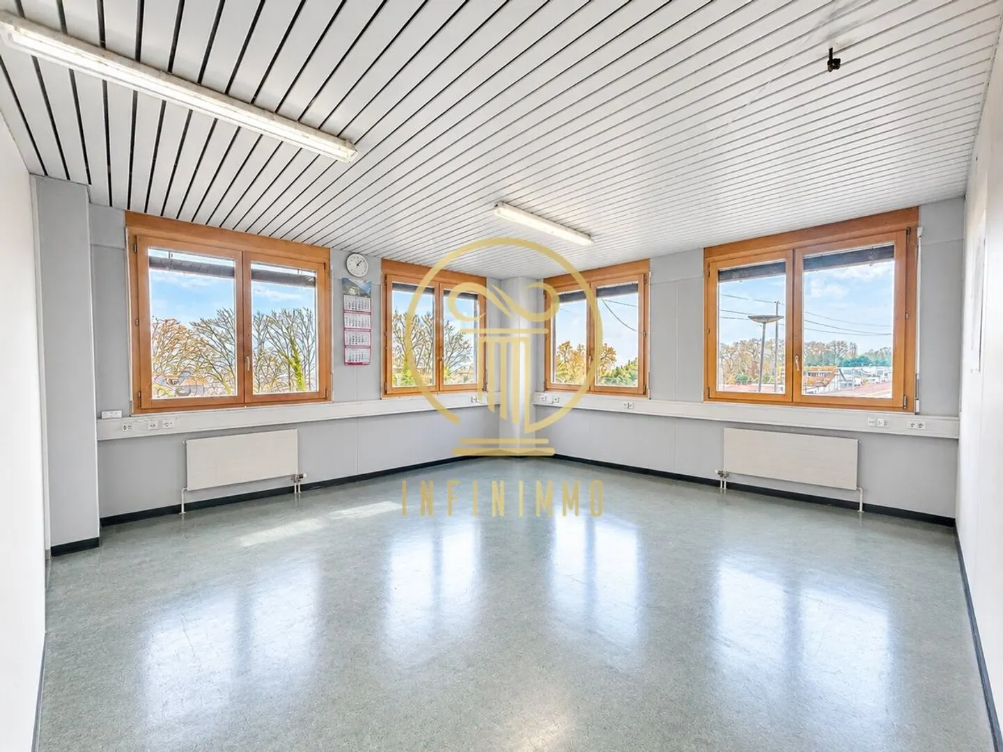 MORGES - Grande opportunità per la tua azienda: 250 m² modulabili con vista sul lago - Foto 3 di 4