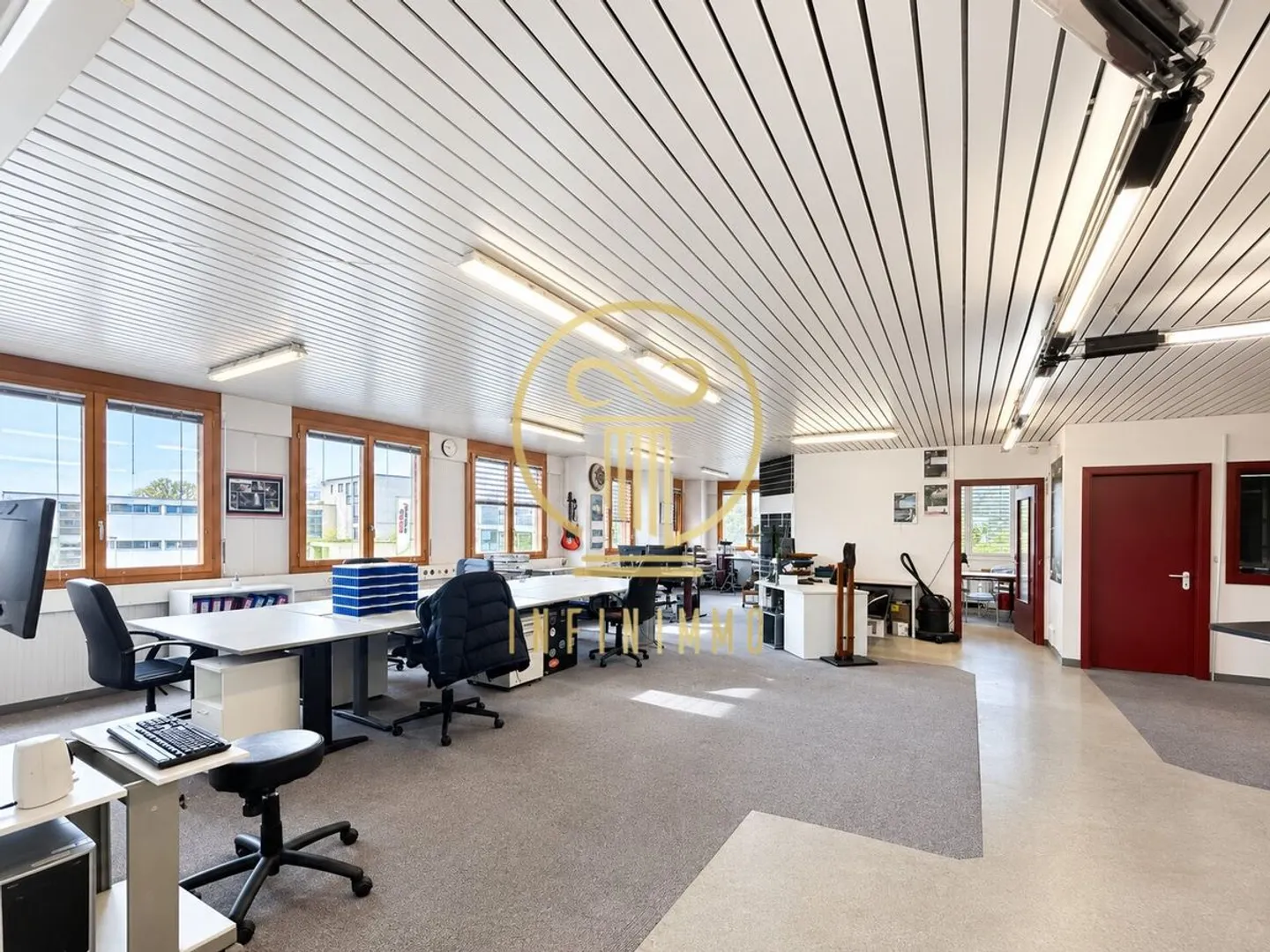 MORGES - Grande opportunità per la tua azienda: 250 m² modulabili con vista sul lago - Foto 2 di 4