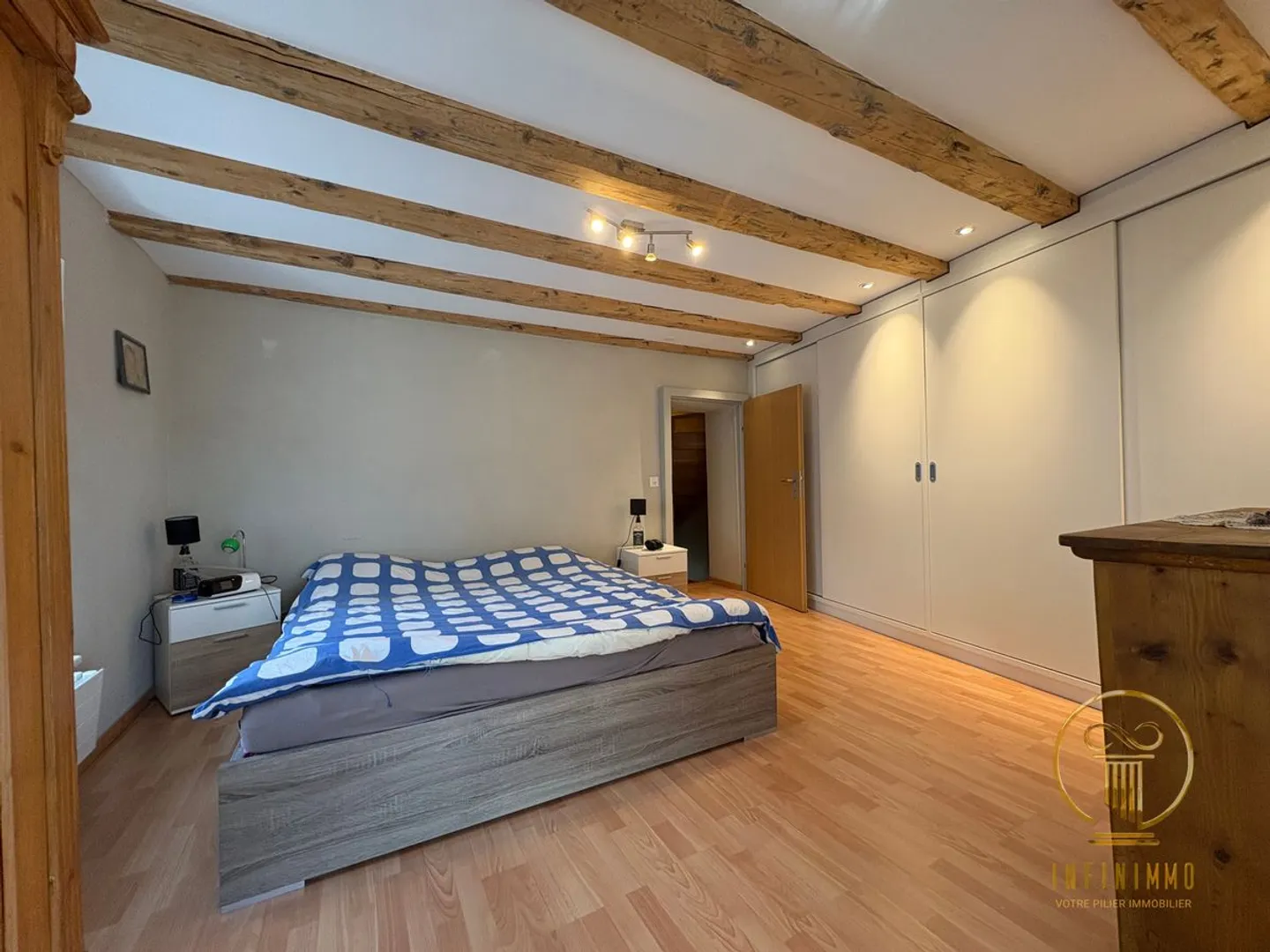 Saint-George - Zeitgenössisches Haus, geschmackvoll renoviert, mit Seeblick und einzigartigem Charme! - Foto 12 von 13