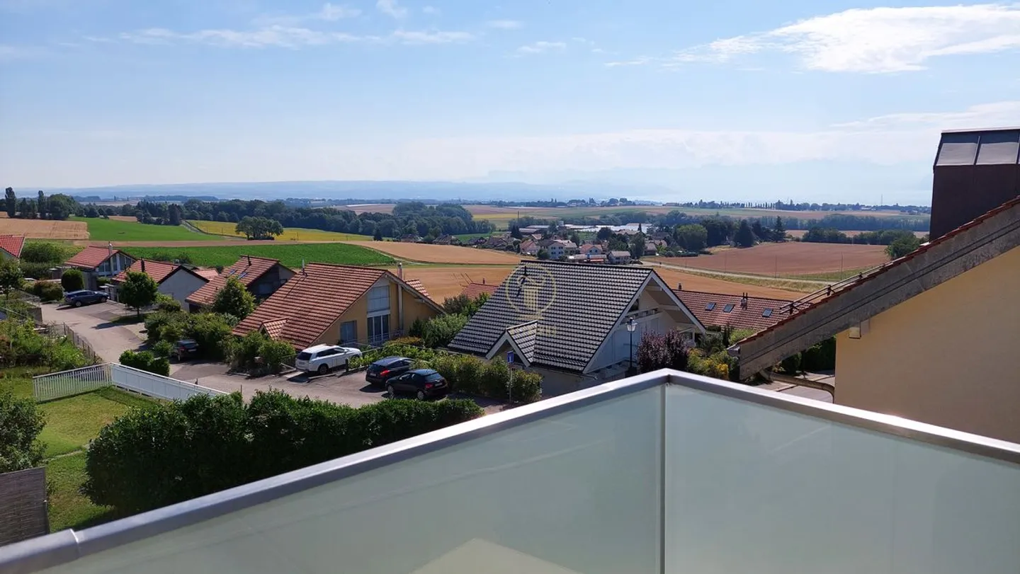 YENS - Magnifique appartement avec vue dégagée sur le lac - Photo 2 sur 13