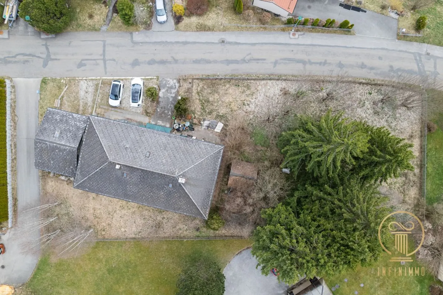 Maison individuelle spacieuse - Photo 2 sur 10