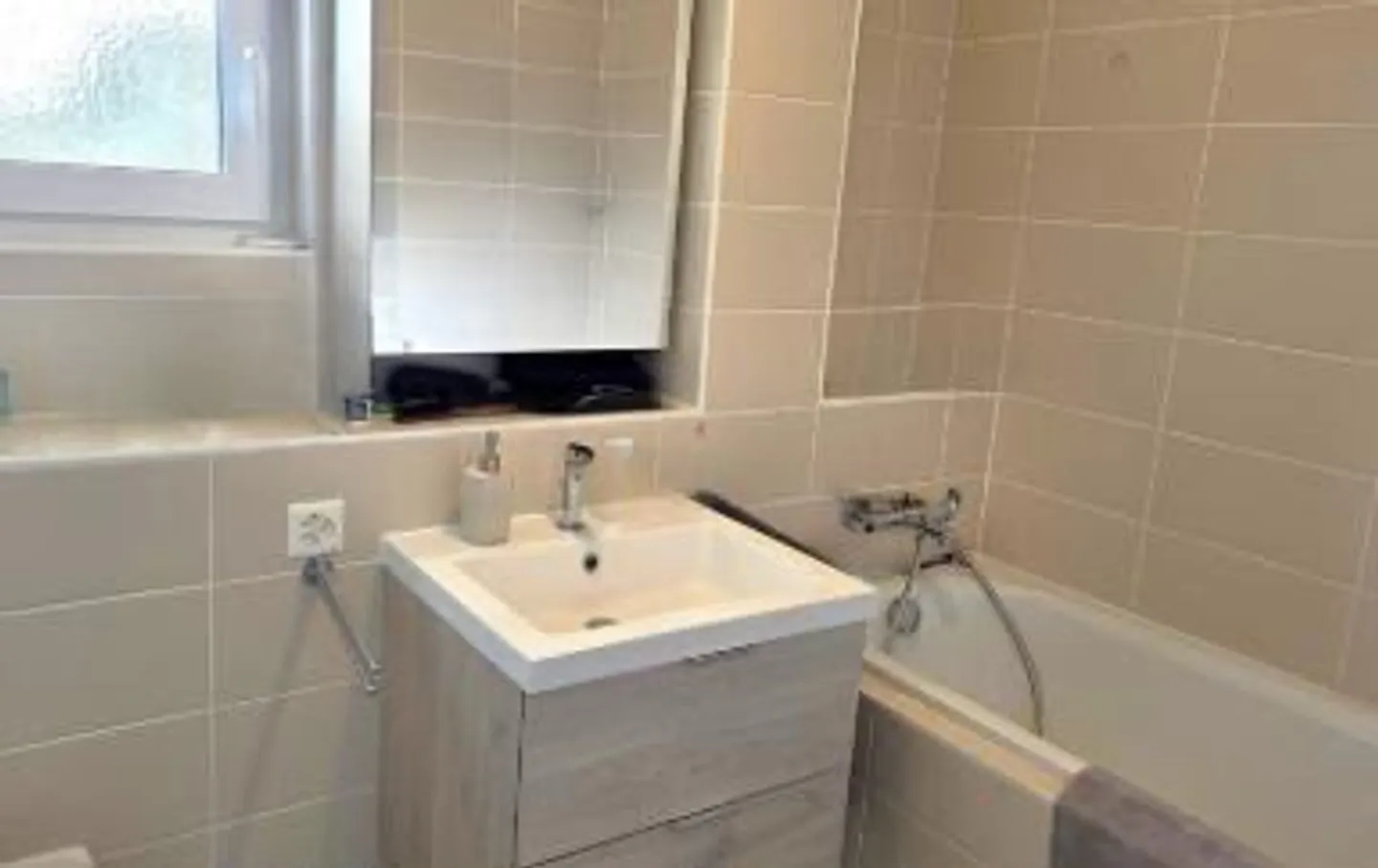 RENNAZ - Superb 2.5 room apartment on the first floor next to the hospital - Photo 5 of 7