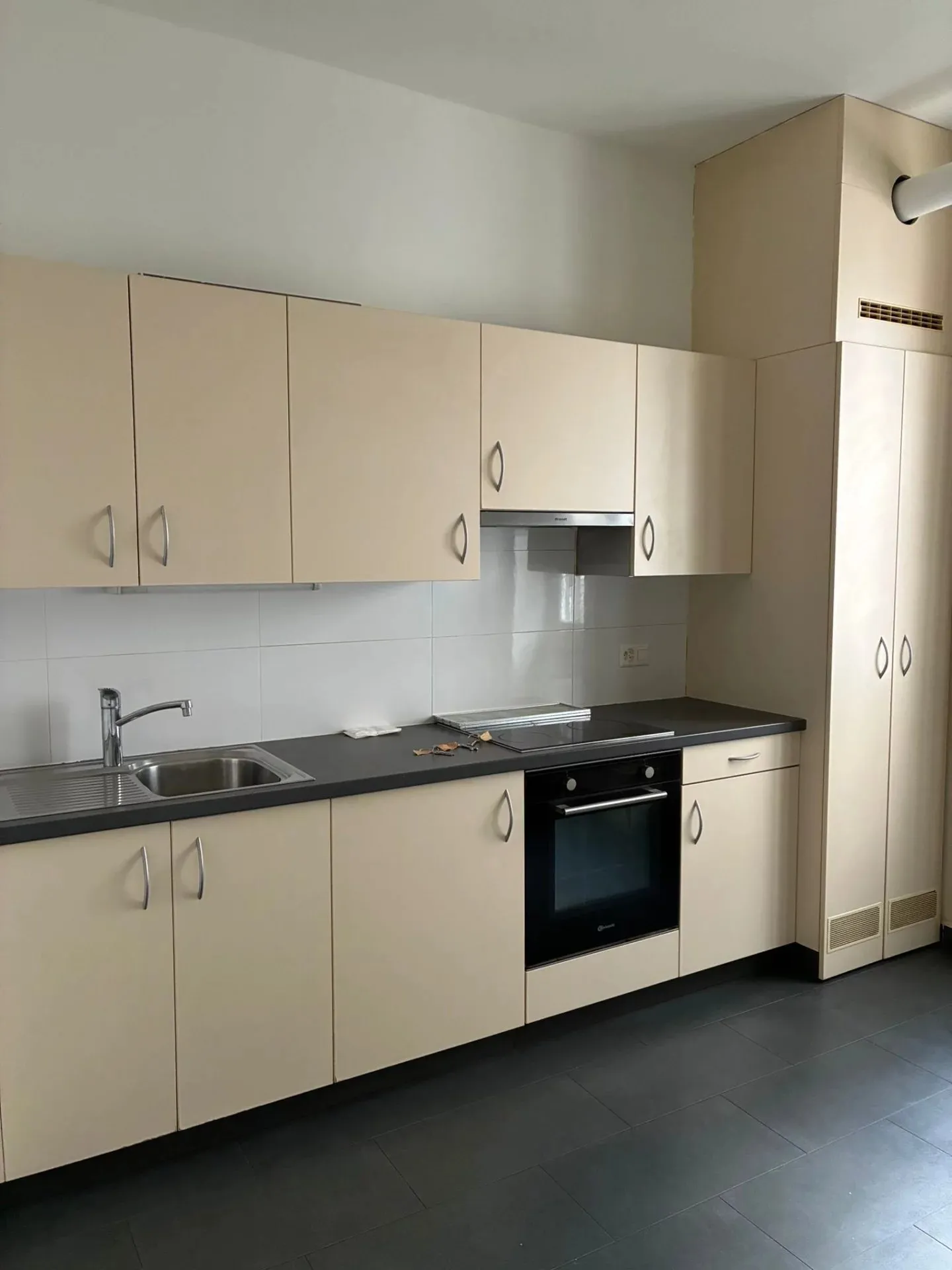 Apartment 4 p - Photo 2 of 3