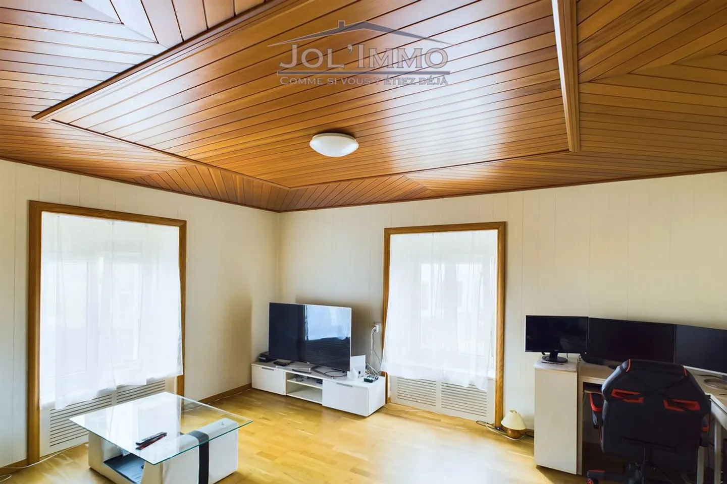 Appartement de 4,5 pièces au 1er avec entrée séparée - Photo 7 sur 13