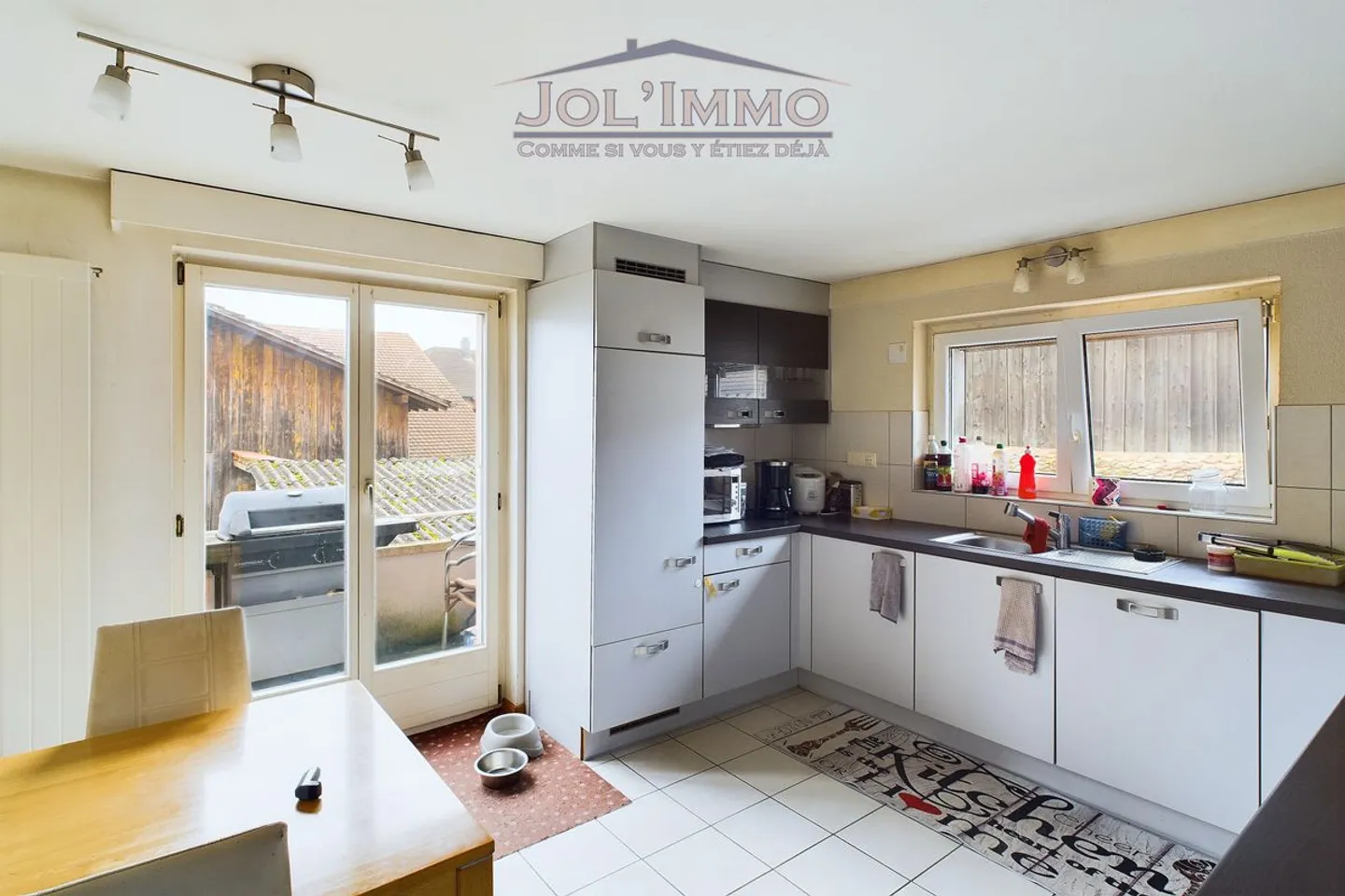 Appartement de 4,5 pièces au 1er avec entrée séparée - Photo 6 sur 13