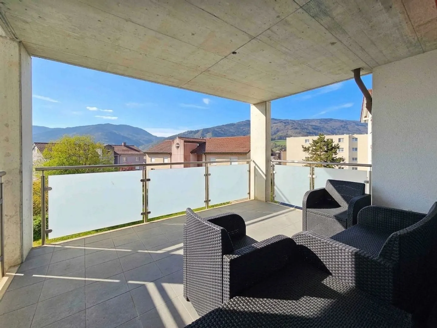 Charmant appartement 4.5p - Photo 2 sur 10