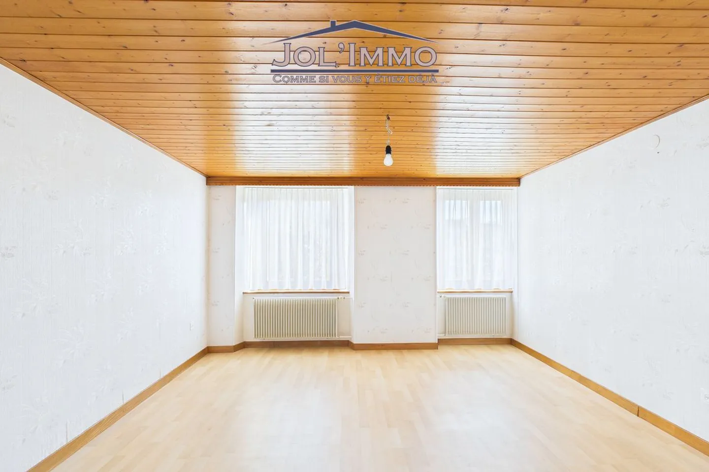 Geräumiges Haus, ruhig gelegen mit großem Potenzial für Ihre Projekte - Foto 12 von 13