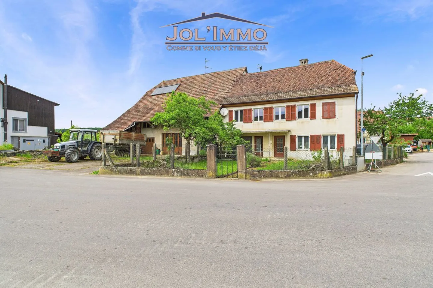 Haus mit zwei Wohnungen - Hohe Potenzial, nach Ihren Wünschen neu zu gestalten - Foto 3 von 13