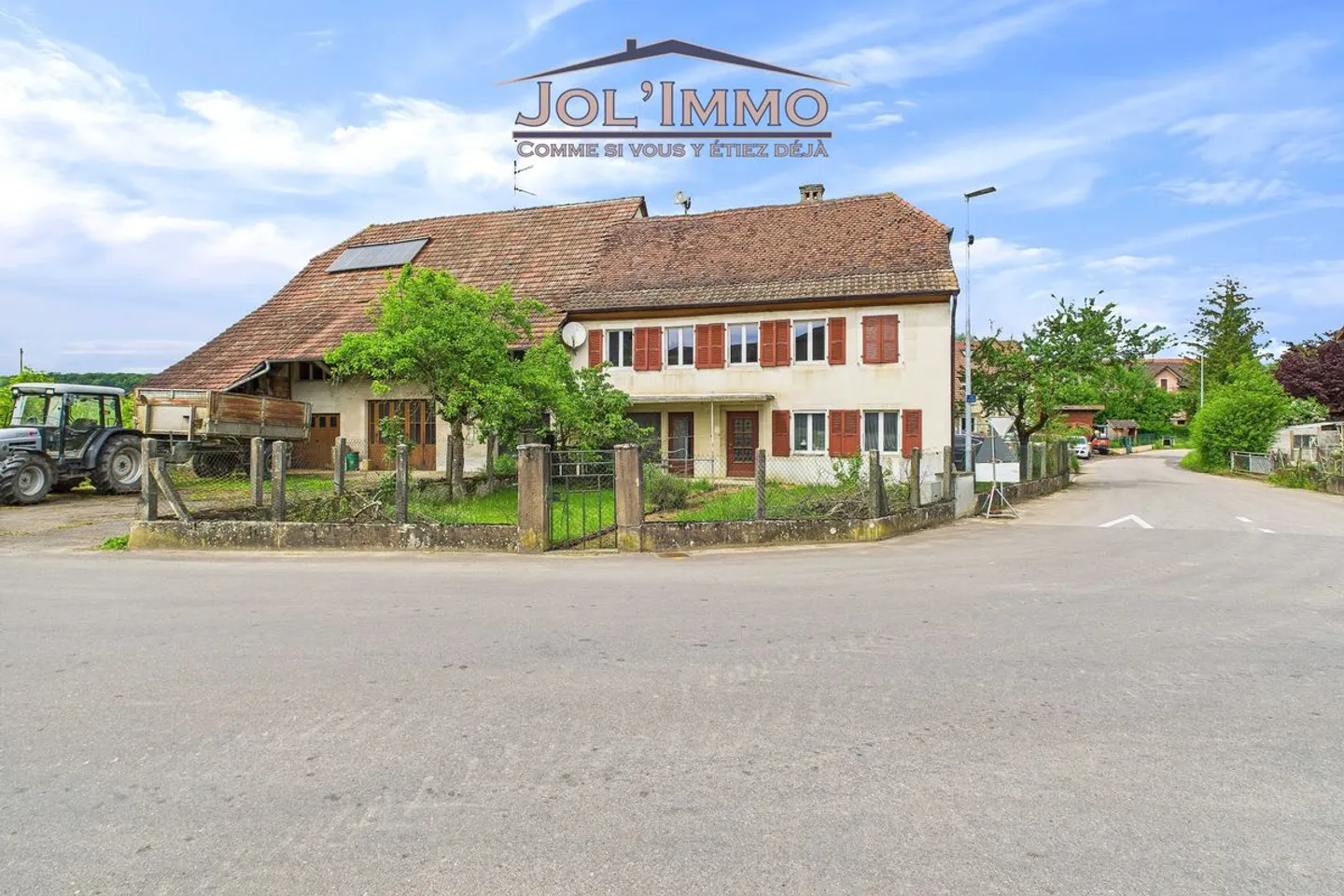 Haus mit zwei Wohnungen - Hohe Potenzial, nach Ihren Wünschen neu zu gestalten - Foto 2 von 13