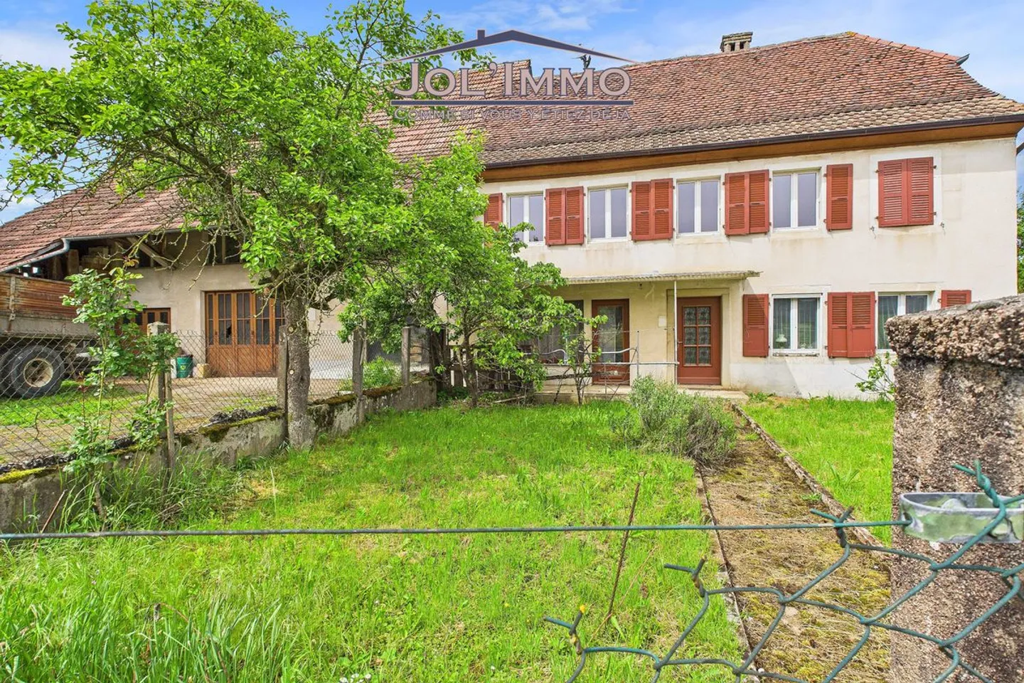 Haus mit zwei Wohnungen - Hohe Potenzial, nach Ihren Wünschen neu zu gestalten - Foto 6 von 13