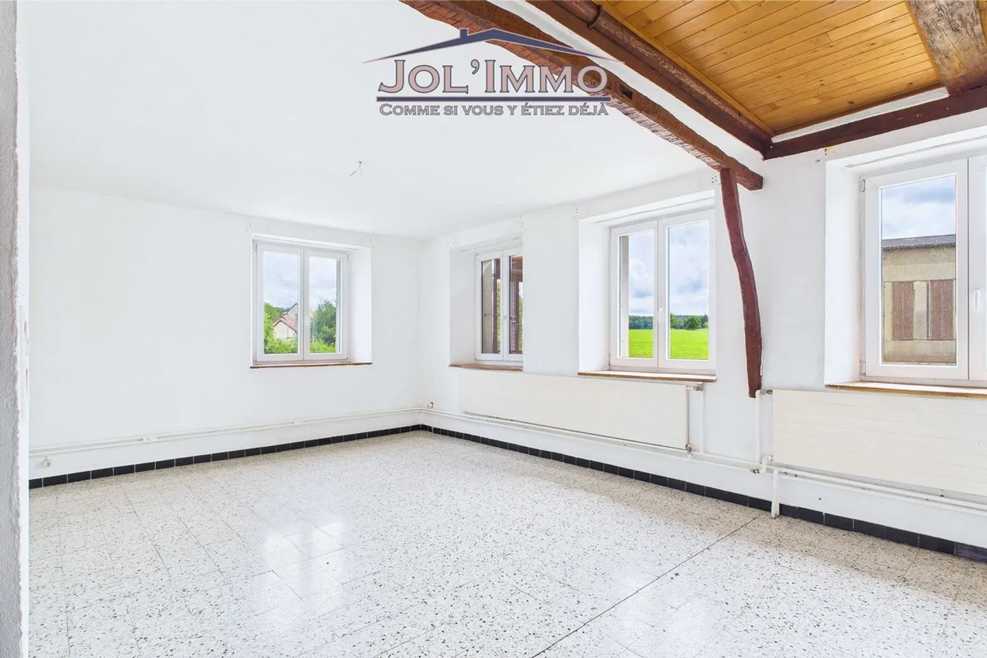 House with two apartments - High potential, to be reinvented according to your desires - Photo 9 of 13