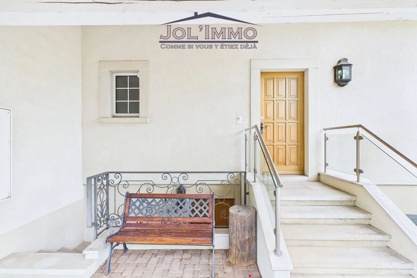 Large 5.5-room house with vast land and unobstructed view in Miécourt - Photo 3 of 13