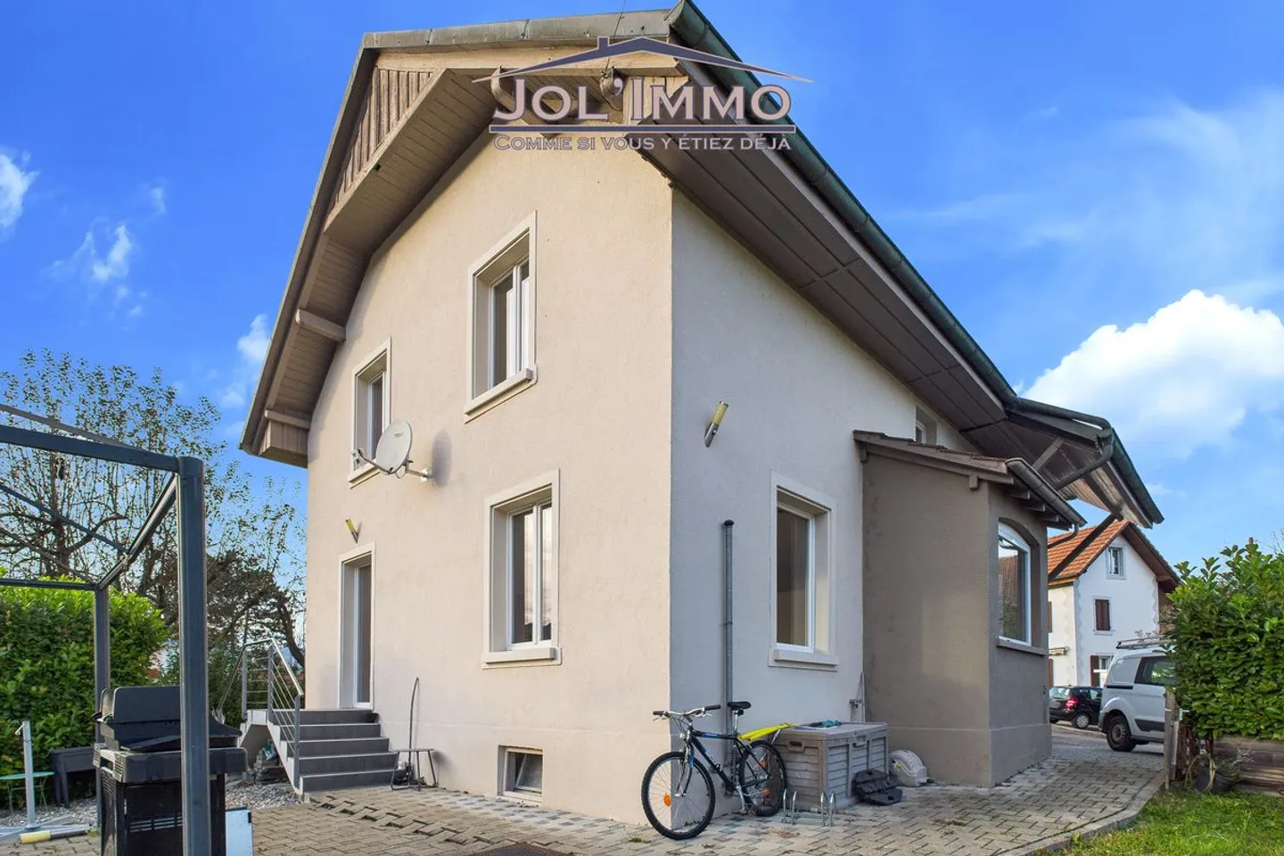 Geräumiges Einfamilienhaus mit großem Grundstück in Courfaivre - Foto 1 von 13