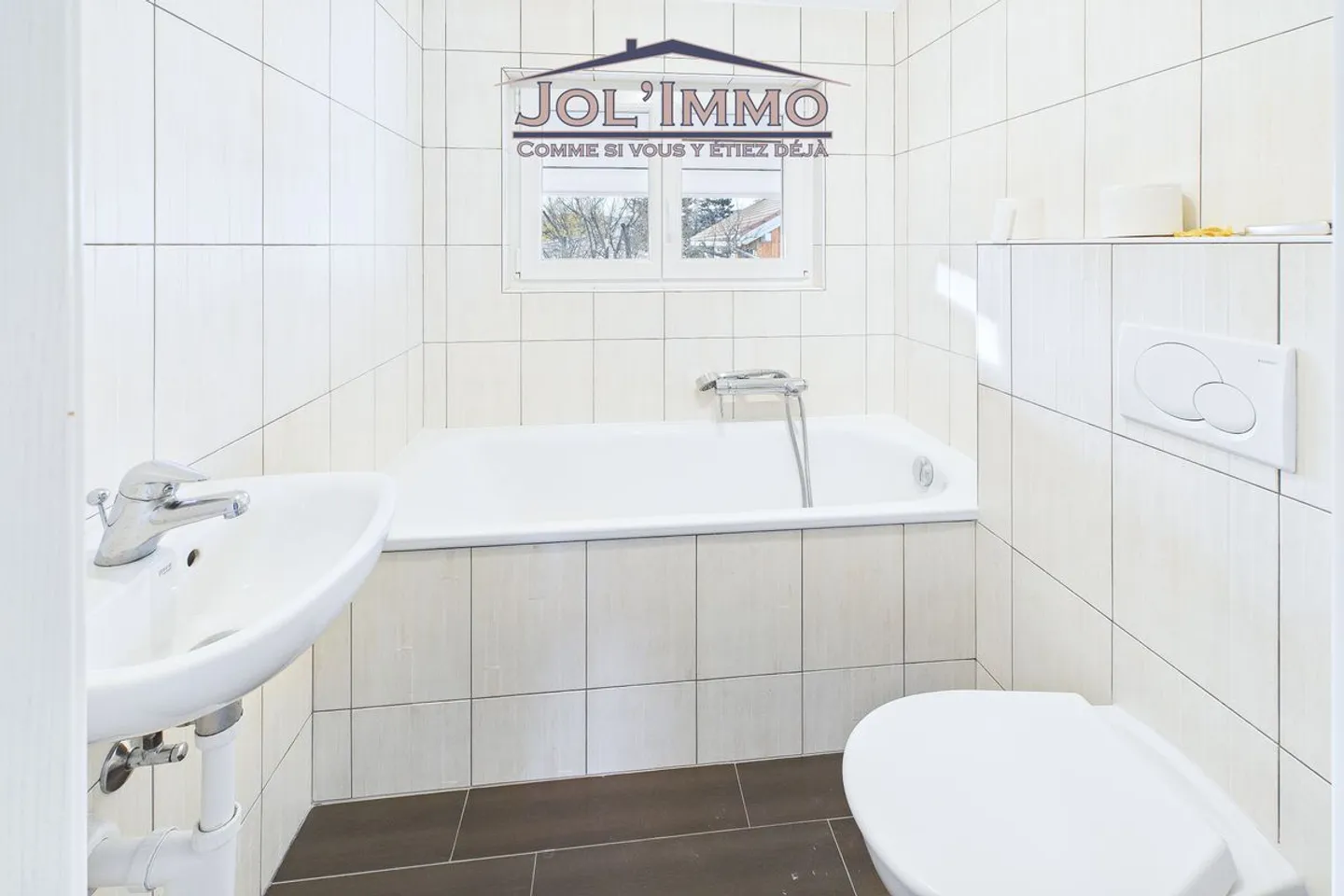 Casa indipendente spaziosa con grande terreno a Courfaivre - Foto 11 di 12