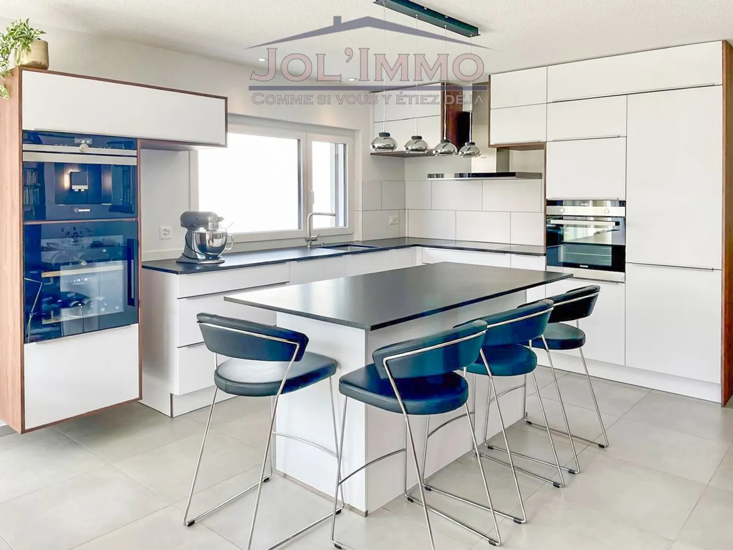 Beautiful contemporary villa close to amenities - Photo 13 of 13