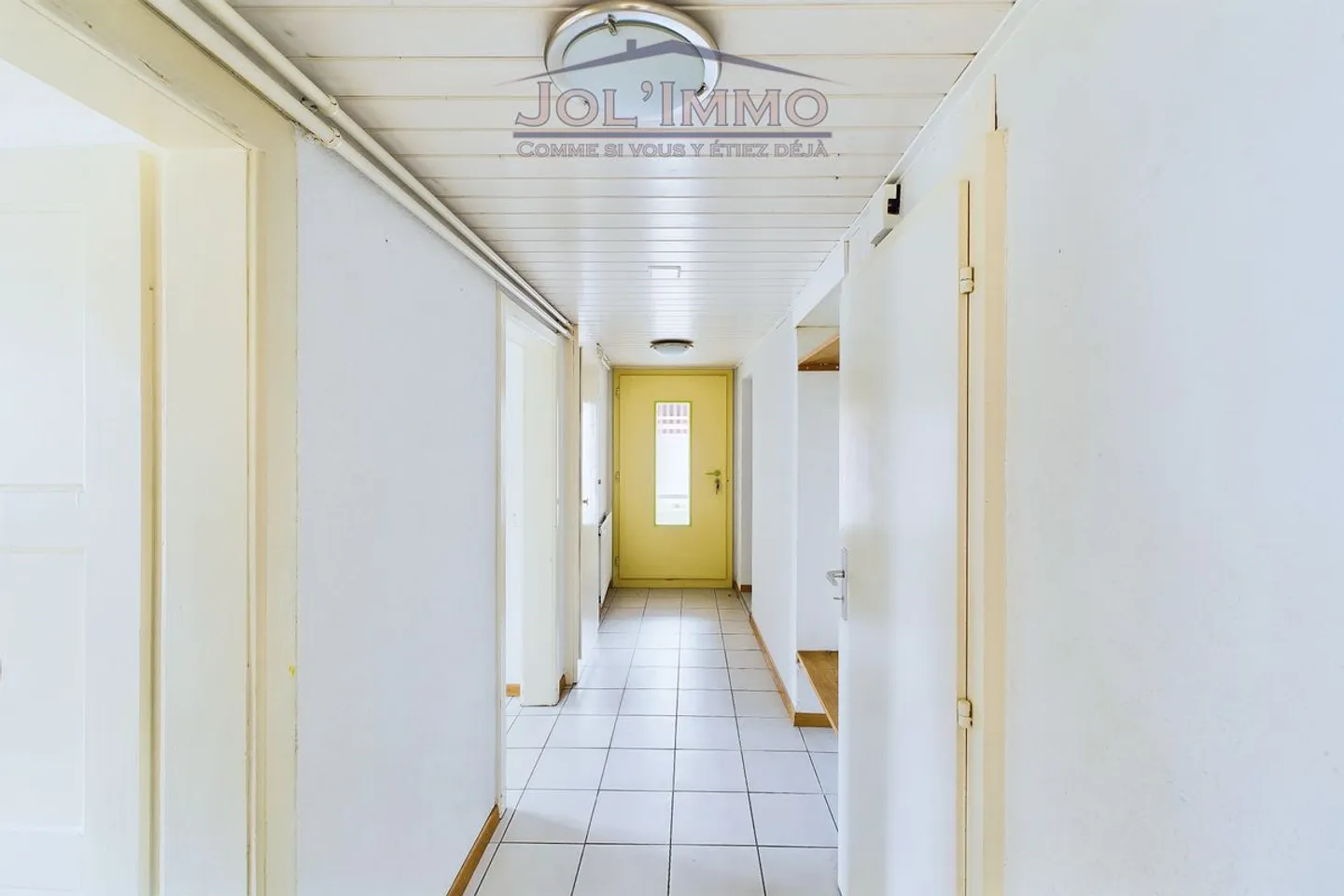 Appartement de 4,5 pièces au 1er avec entrée séparée - Photo 11 sur 13