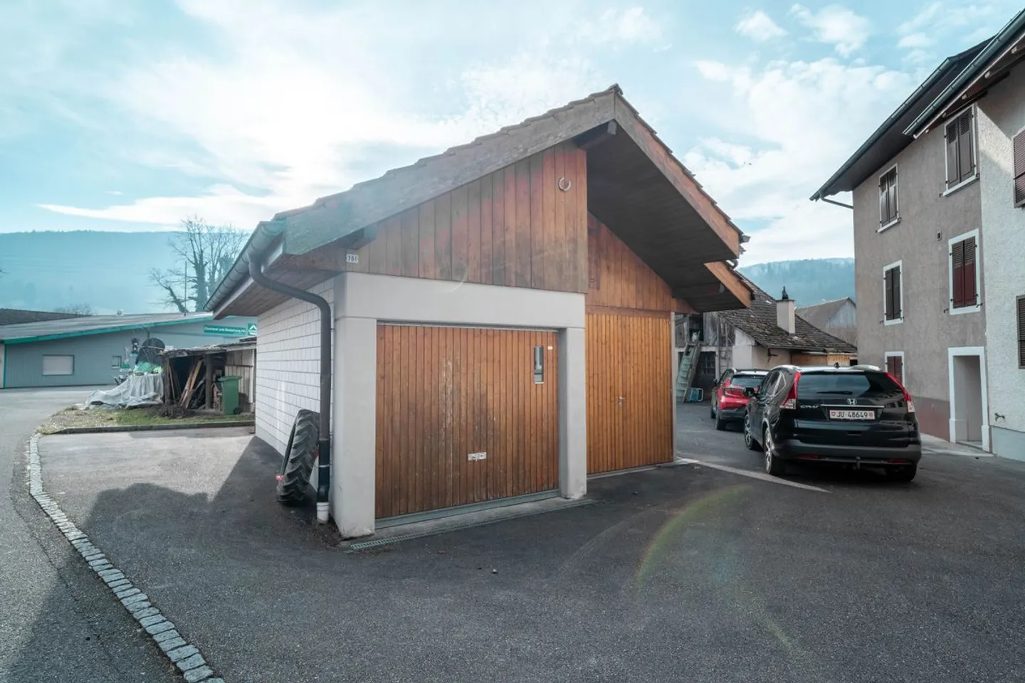 Grande casa indipendente con 3 appartamenti - Superficie abitabile eccezionale! - Foto 6 di 13