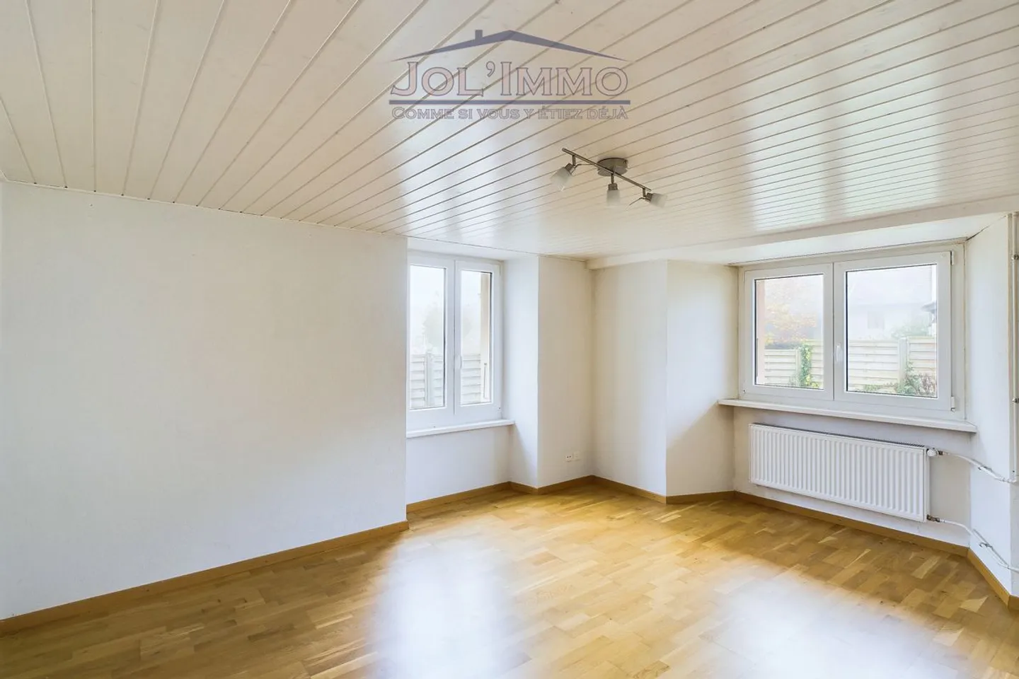 3.5-room apartment on the 2nd floor with separate entrance - Photo 8 of 13