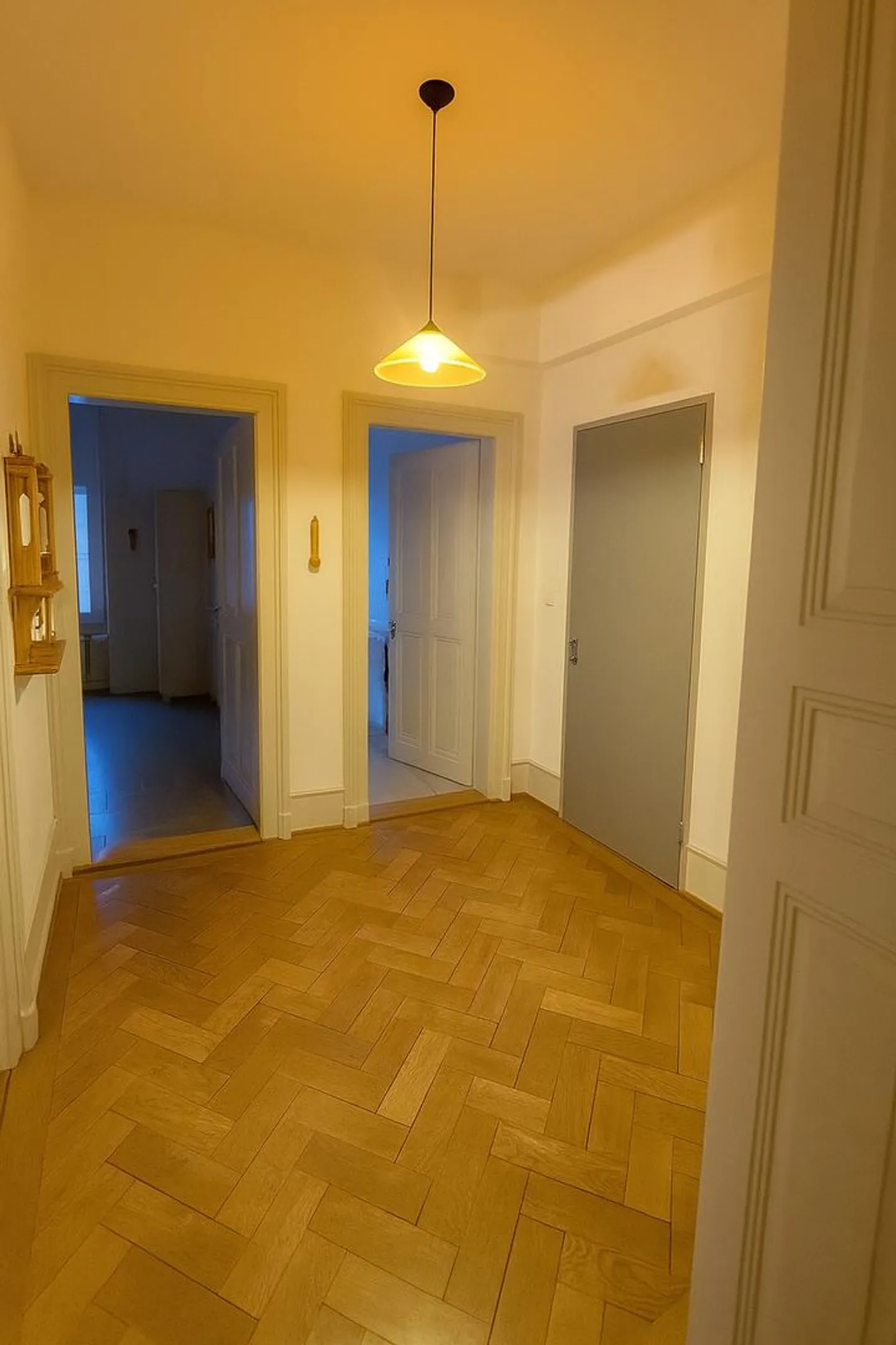 Appartamento spazioso nel cuore della vecchia città di Porrentruy - Foto 7 di 12