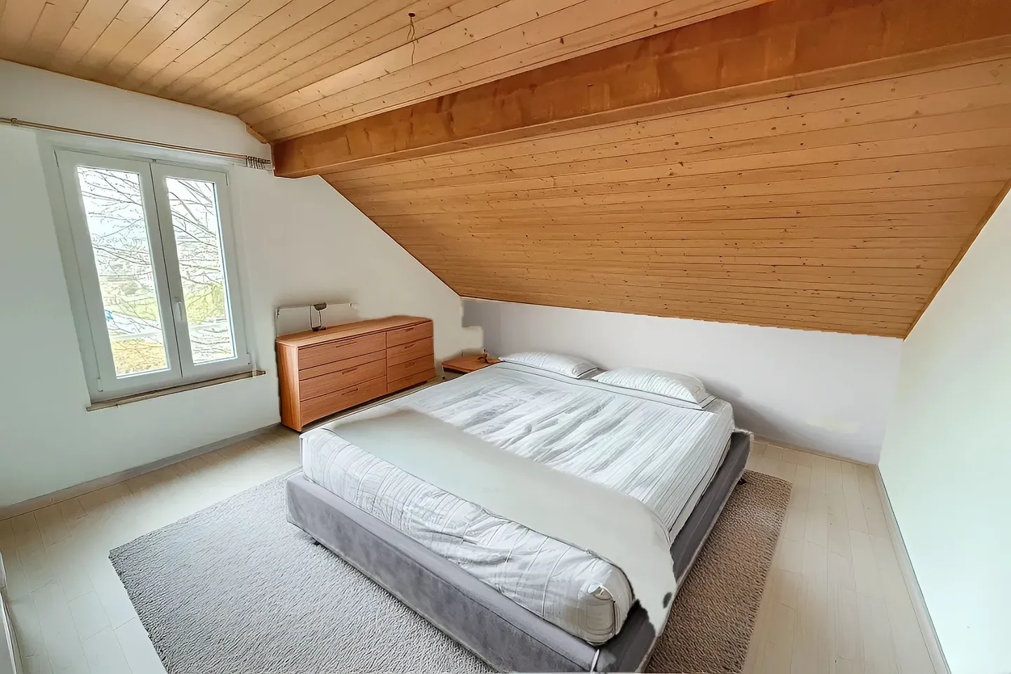 Appartement pratique et abordable avec place de parc et JARDIN COMMUN - Photo 1 sur 9