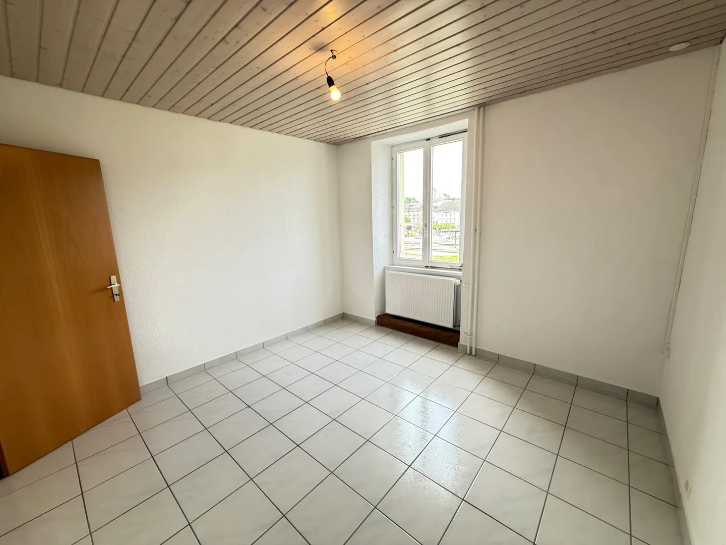 Charmant 4,5 pièces lumineux à deux pas de la gare - idéalement situé et accessible - Photo 8 sur 13